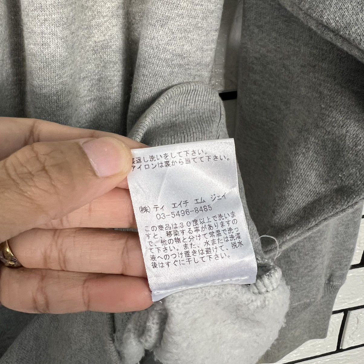 Tommy Hilfiger Y2k Vintage TOMMY HILFIGER Big Logo Sweatshirt #3943-C180 Size US M / EU 48-50 / 2 - 14 Thumbnail