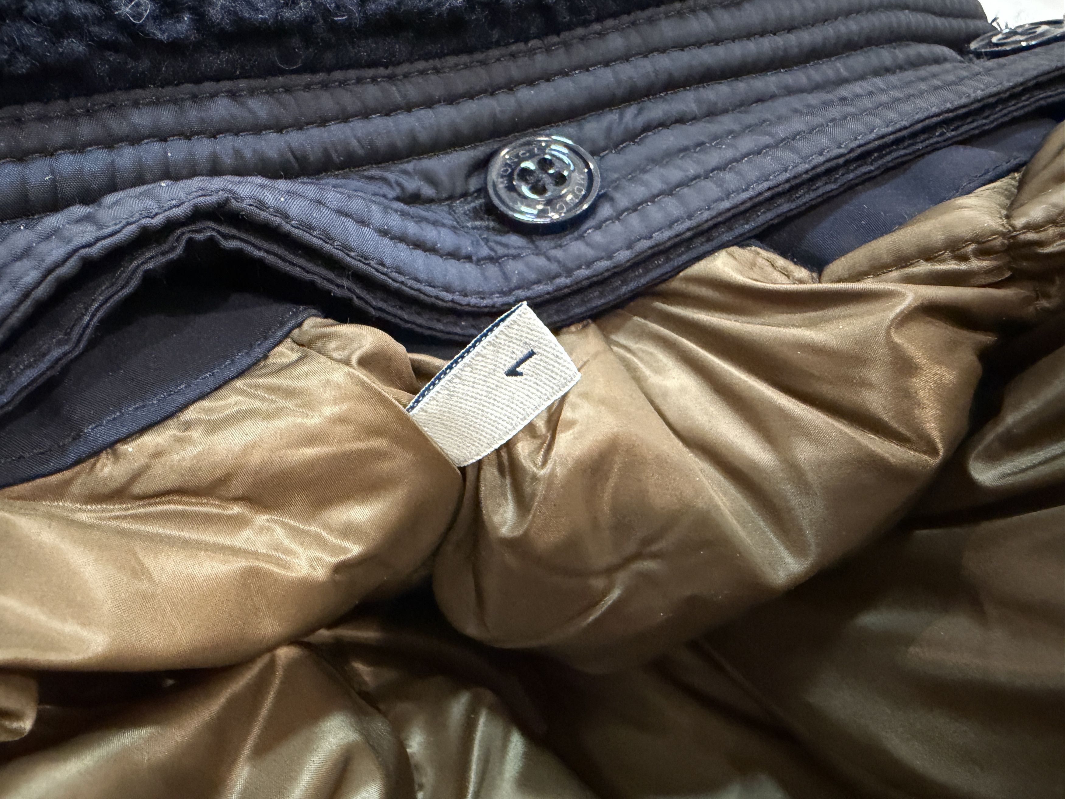 Moncler Authentic Moncler Perrault Navy Hooded Down Jacket SZ1 Size US S / EU 44-46 / 1 - 7 Thumbnail