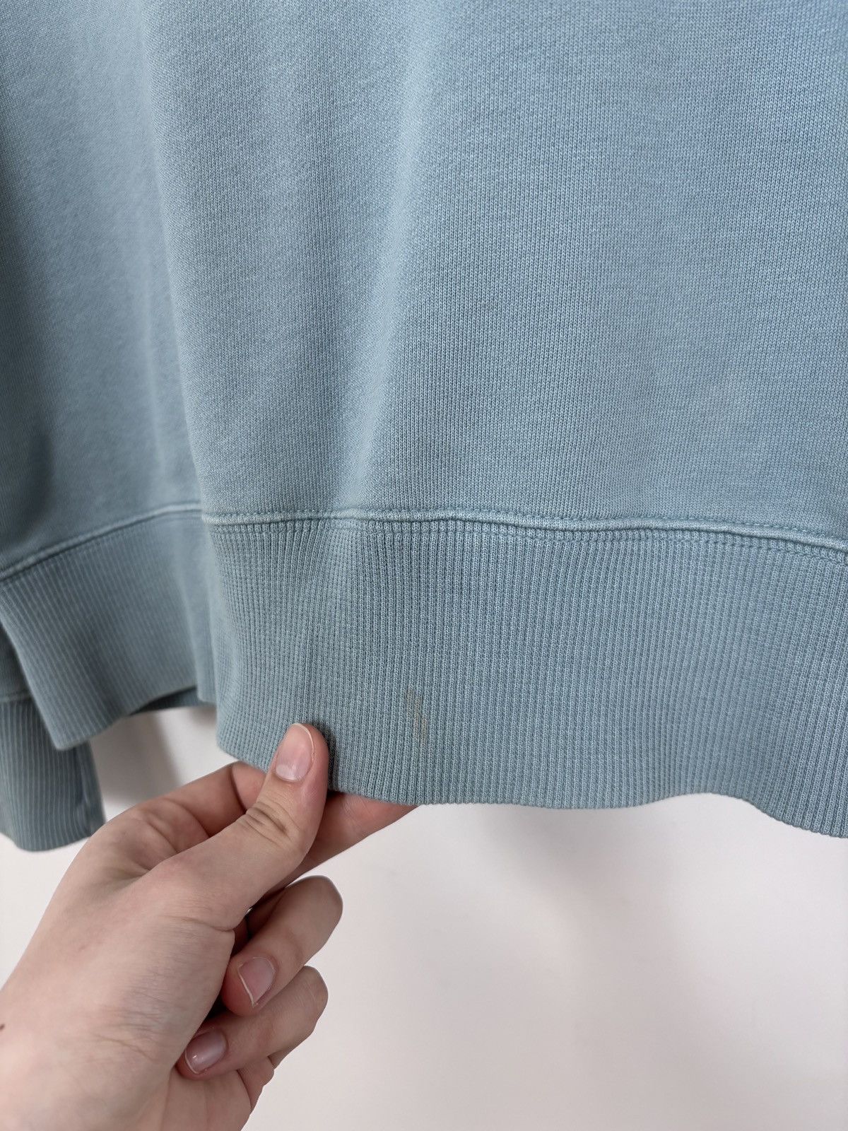 Fred Perry Fred Perry Men’s Ash Blue Embroidered Logo Sweatshirt Size US S / EU 44-46 / 1 - 12 Thumbnail