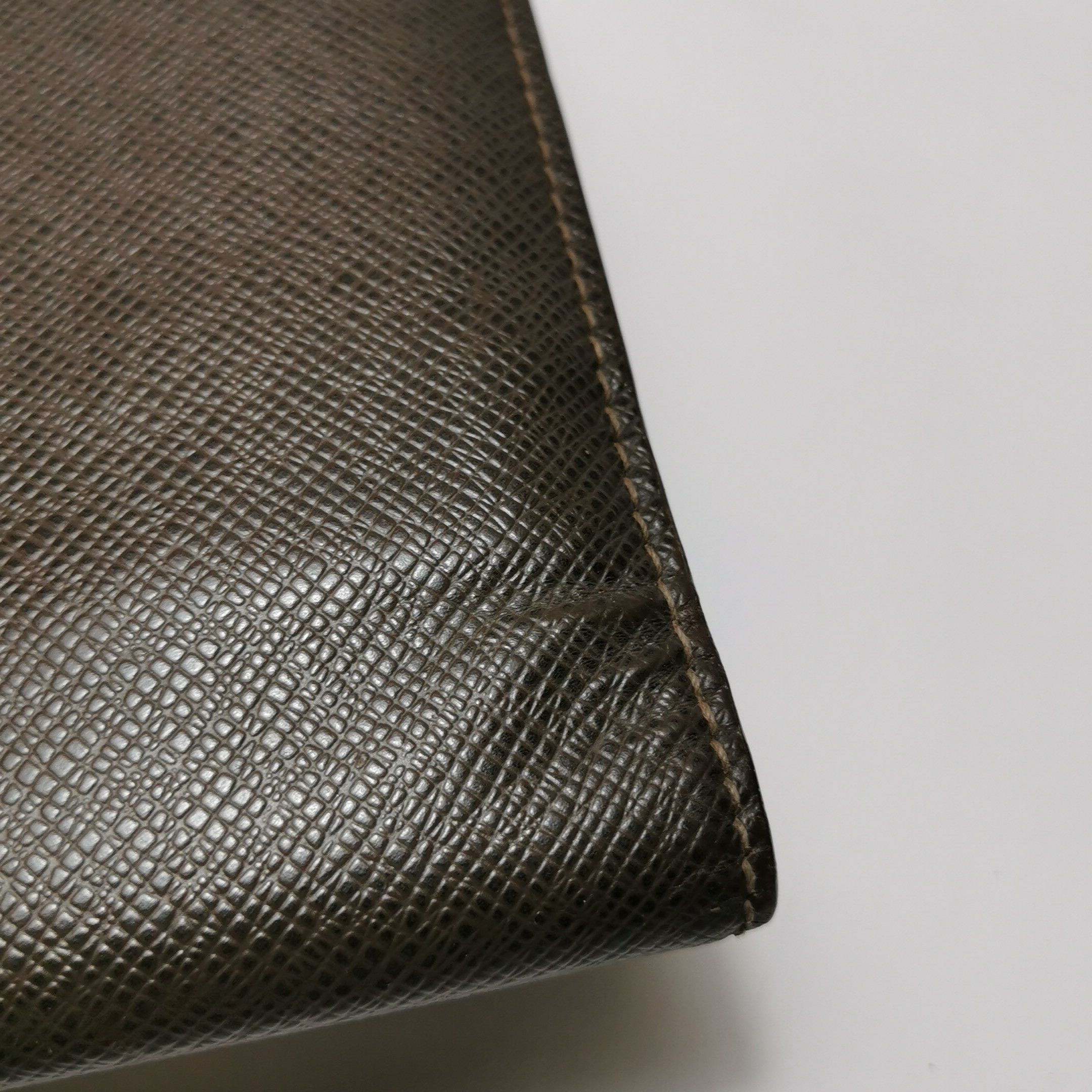 Louis Vuitton Louis Vuitton (LV) Cowhide Solid Color S-lock Clutch -y2506 Size ONE SIZE - 5 Thumbnail