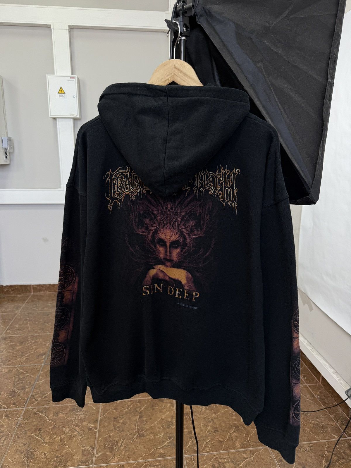 Band Tees 🇬🇧 Vintage 2000 Cradle Of Filth Sin Deep Hoodie Extreme Metal Size US XL / EU 56 / 4 - 1 Thumbnail