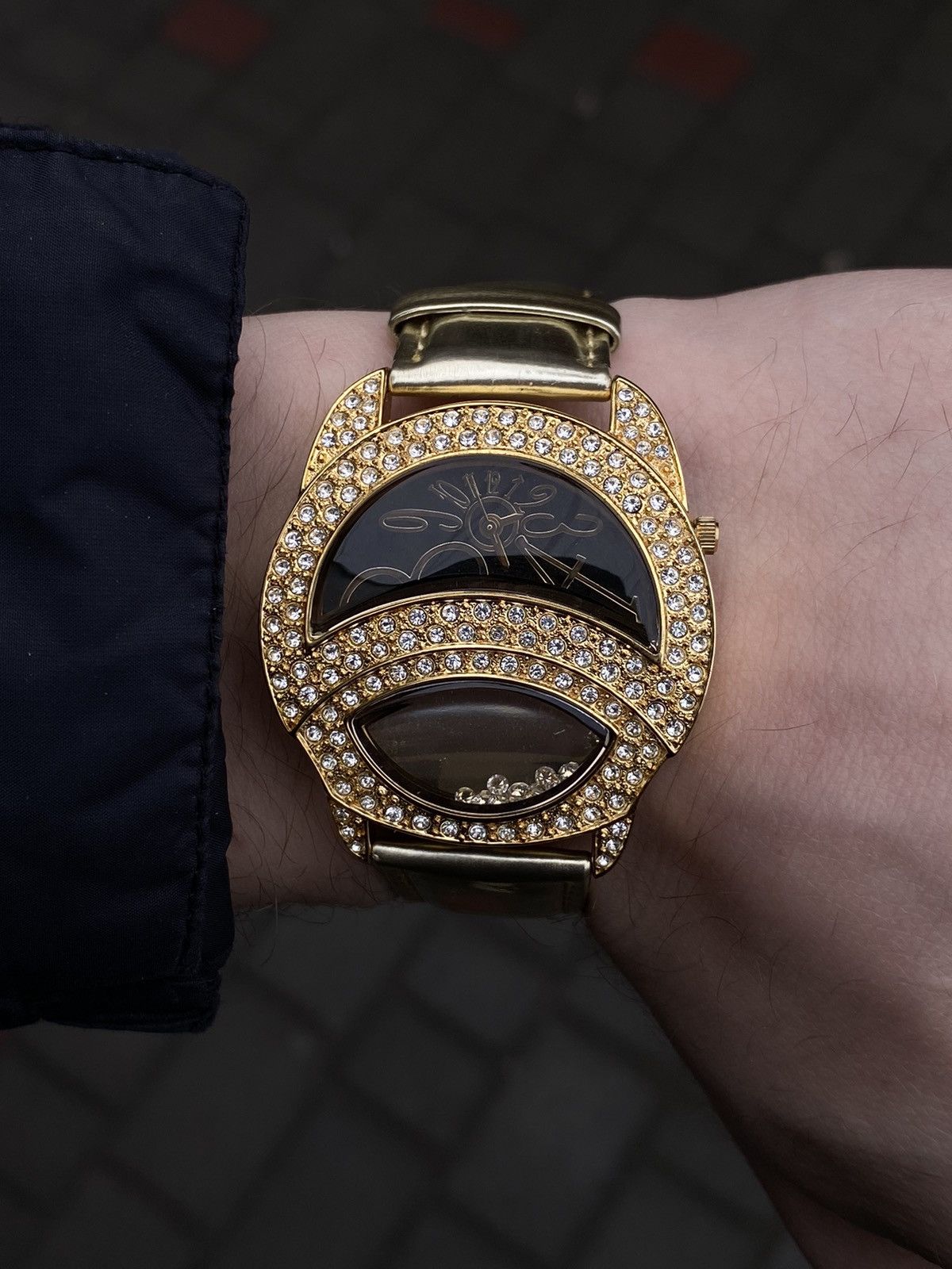 Vintage Marko Rossi Elegance Gold Watch Japanese Brand Size ONE SIZE - 7 Thumbnail
