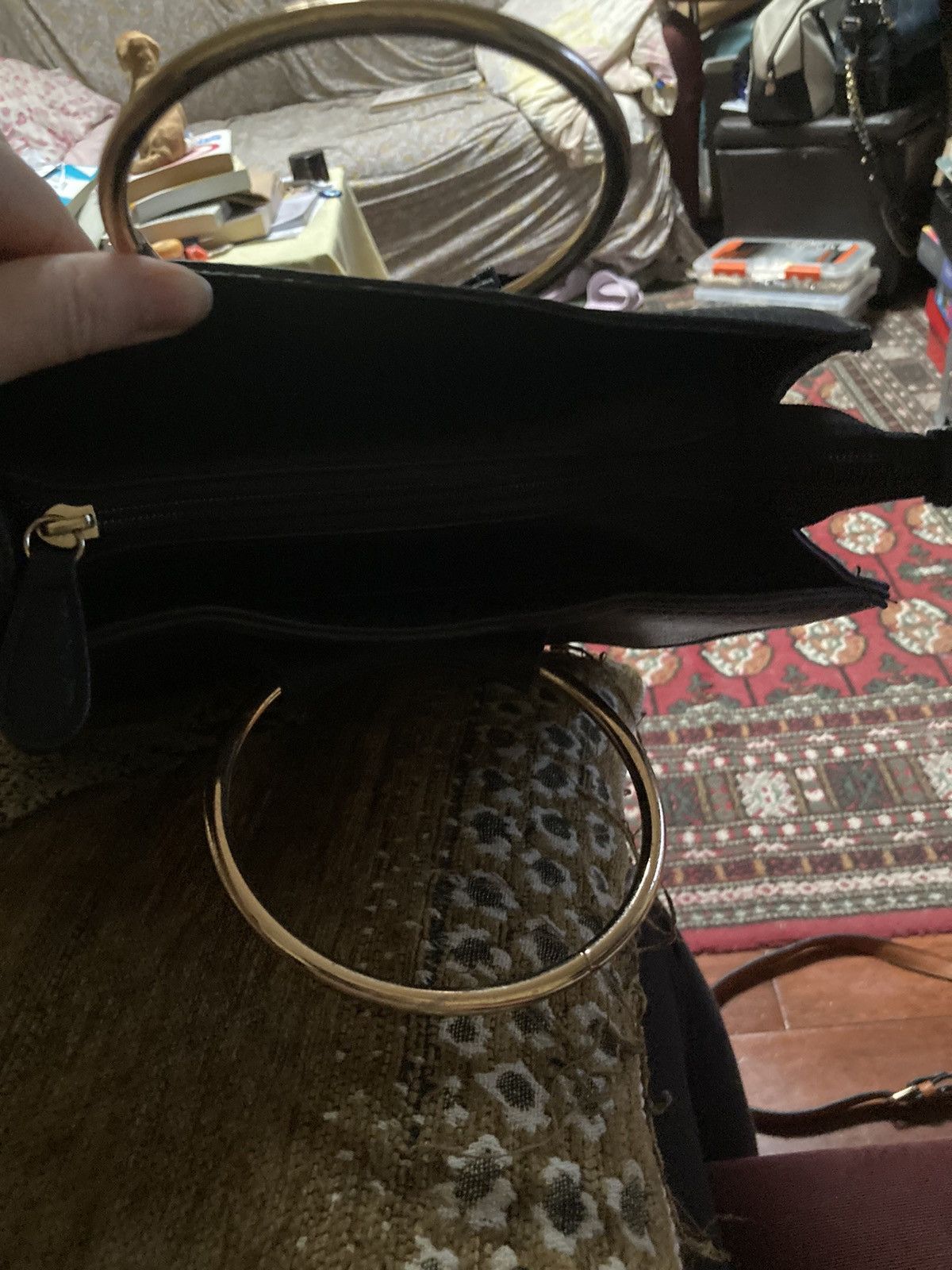 Other Black faux leather bag with gold hoop handles Size ONE SIZE - 2 Thumbnail