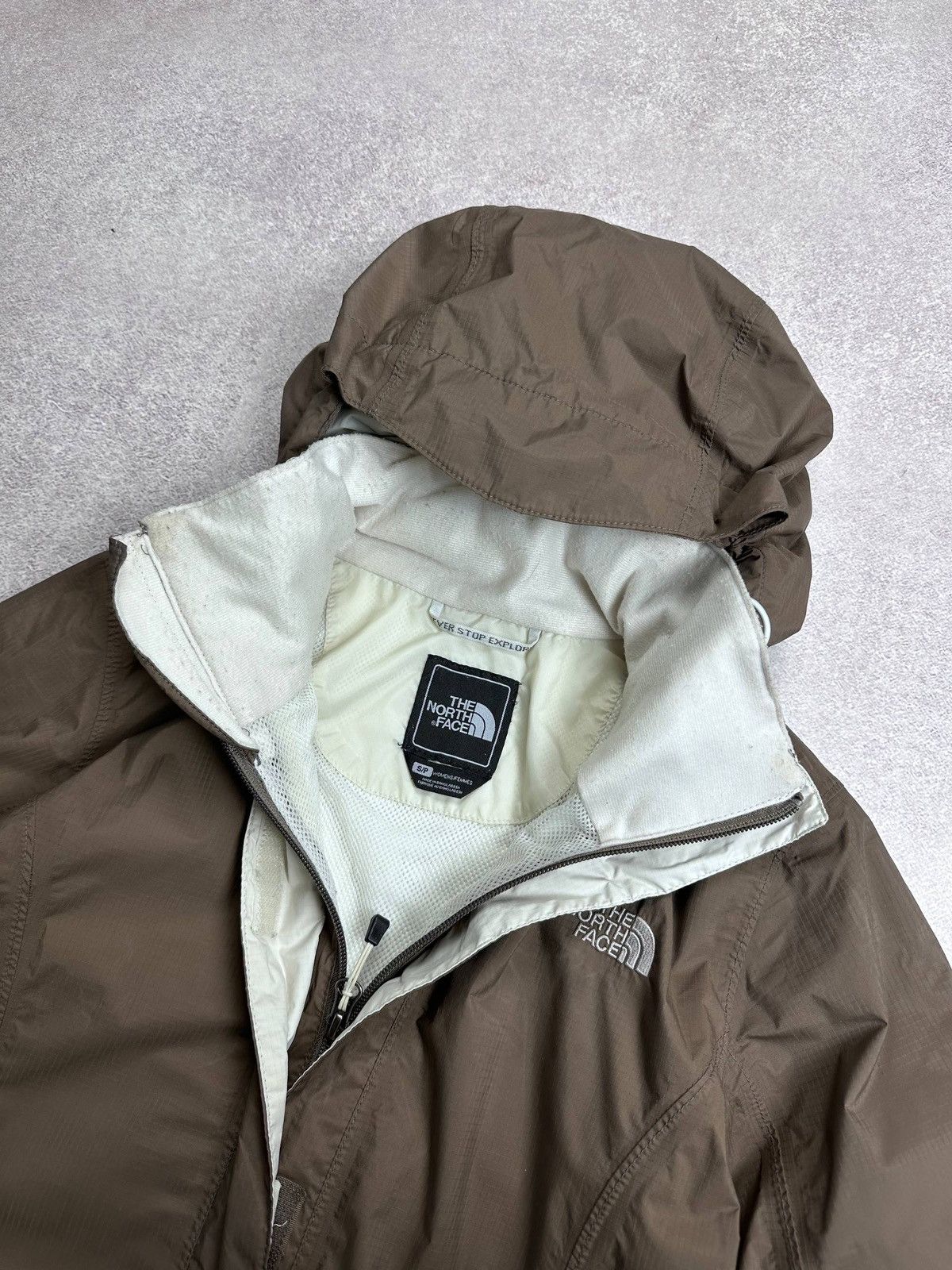 The North Face Vintage The North Face Brown Hyvent Woman's Jacket S Size S / US 4 / IT 40 - 7 Thumbnail