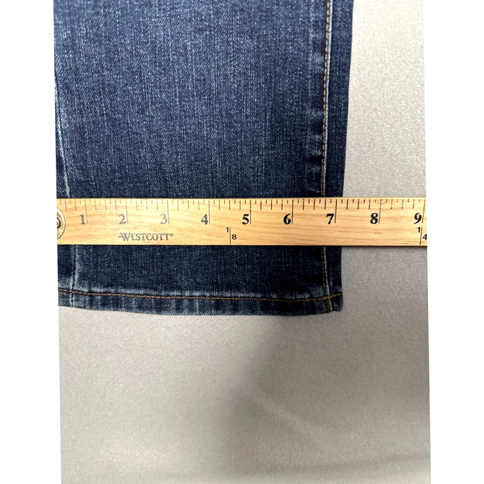 Aeropostale Aero2 Premium Air Denim Aeropostale Athletic Straight Jeans 28x30 Dark Wash Blue Mens Regular Stretch Pockets Stonewashed? Size US 28 / EU 44 - 7 Thumbnail