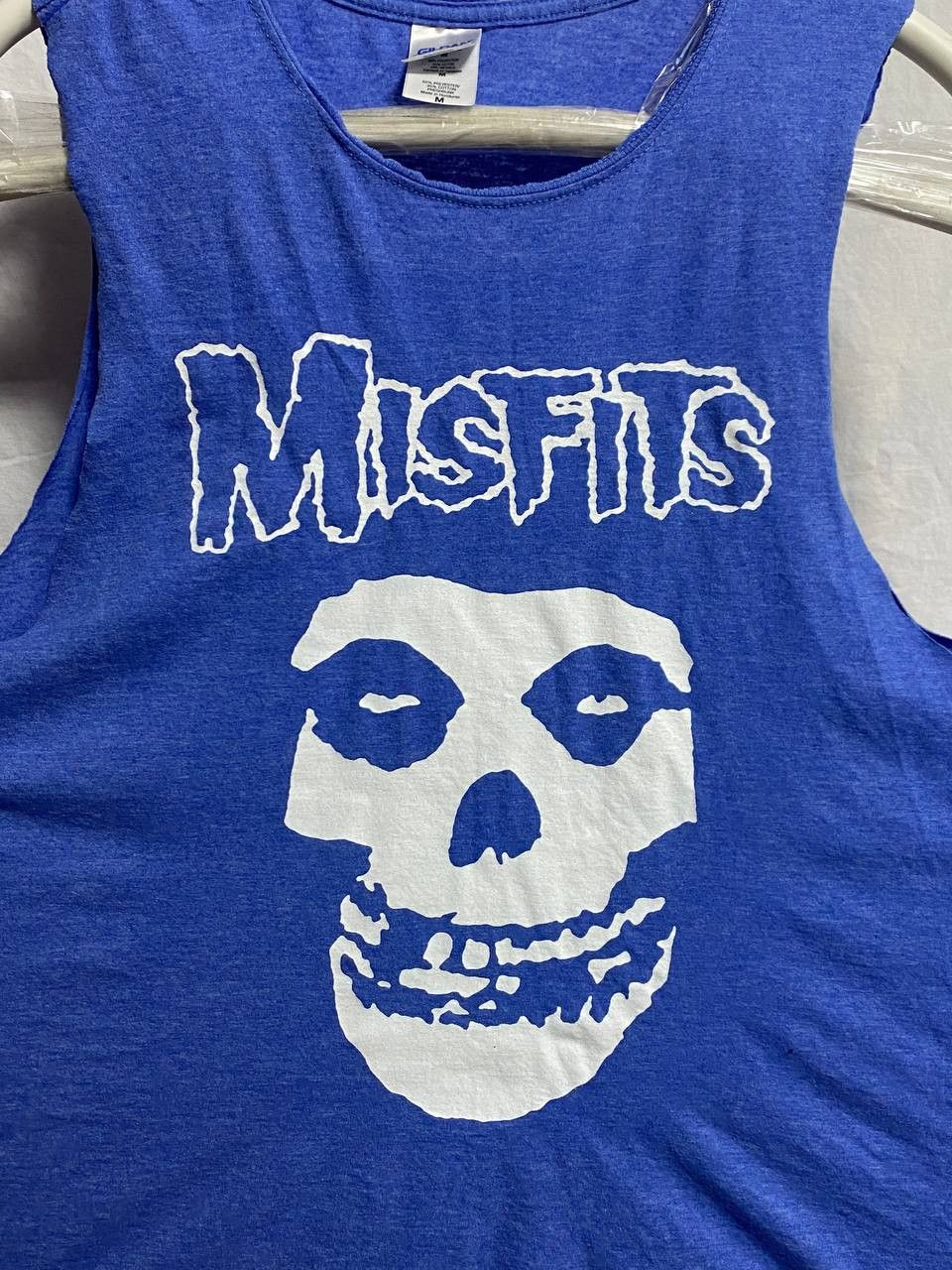 Gildan 💙 Misfits Sleeveless Tank – Distressed Punk Vibe Size US M / EU 48-50 / 2 - 3 Thumbnail