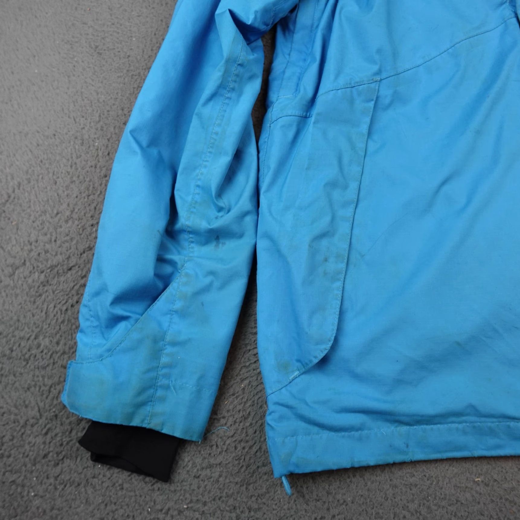 Quiksilver Quiksilver Jacket Mens M Blue QuikTech 10,000mm Utility Hooded Ski Snow Waterproof Windproof Full Zip Pockets Adjustable Casual Activewear Size US M / EU 48-50 / 2 - 3 Thumbnail