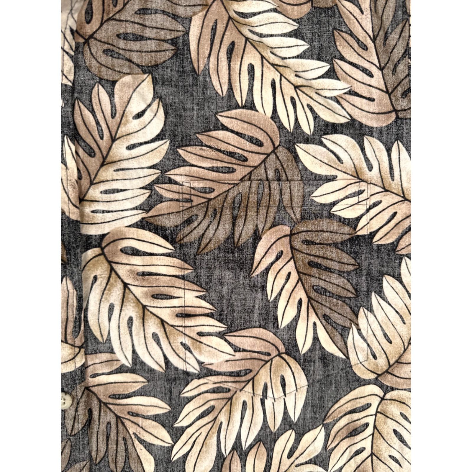 Vintage Hawaiian Shirt Unbranded Button-Up Floral Short Sleeve Gray Beige Adult Large X-Large Rayon Inside Out Size US L / EU 52-54 / 3 - 6 Thumbnail
