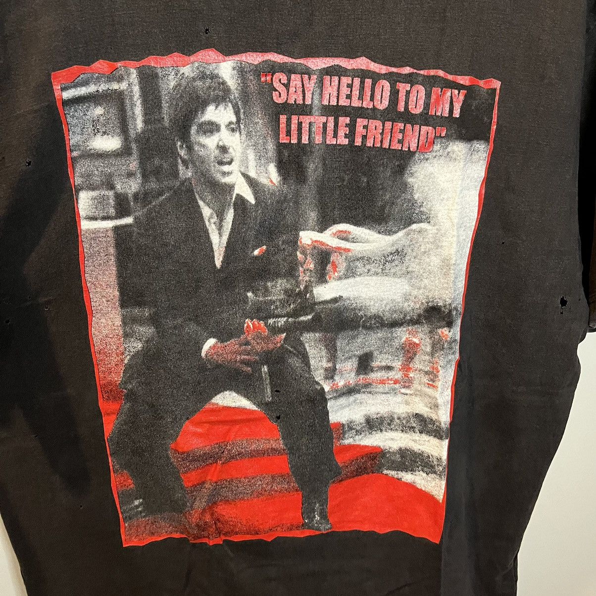 Vintage Vintage Scarface "Say Hello To My Little Friend" Movie Shirt Size US L / EU 52-54 / 3 - 9 Thumbnail