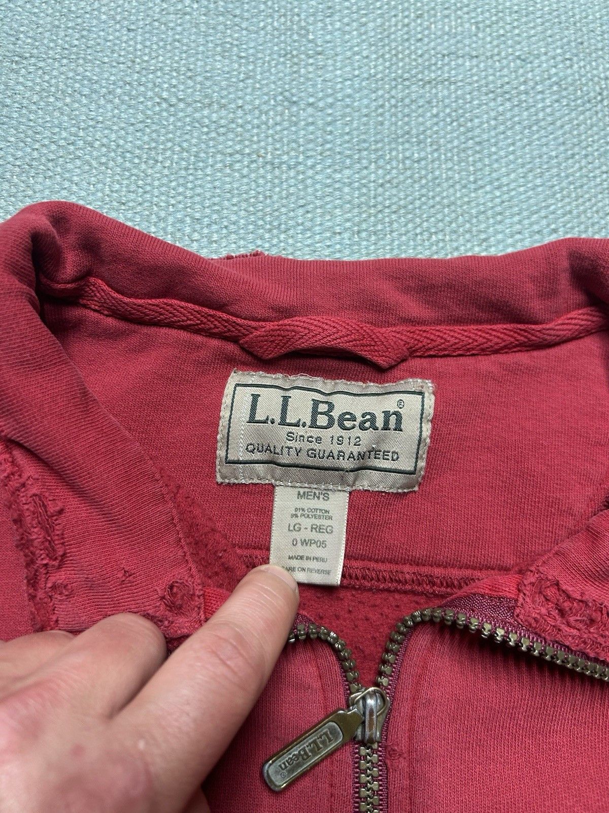 Vintage Vtg LL Bean collared sweatshirt distressed mostly cotton L Size US L / EU 52-54 / 3 - 4 Thumbnail