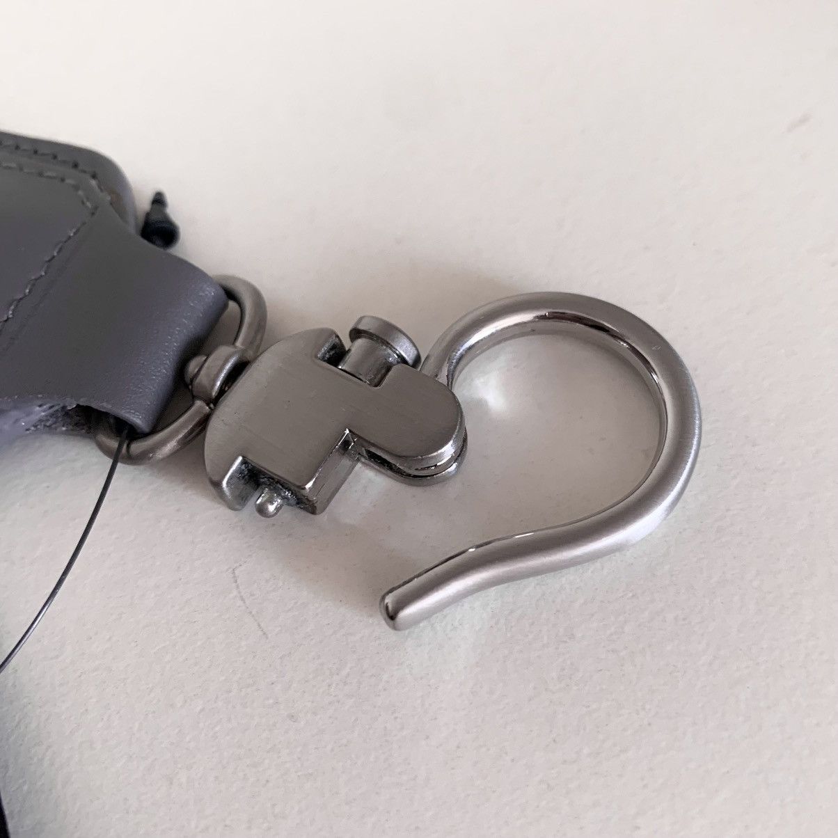 Mercedes-Benz Mercedes Benz Italian leather Size ONE SIZE - 4 Thumbnail