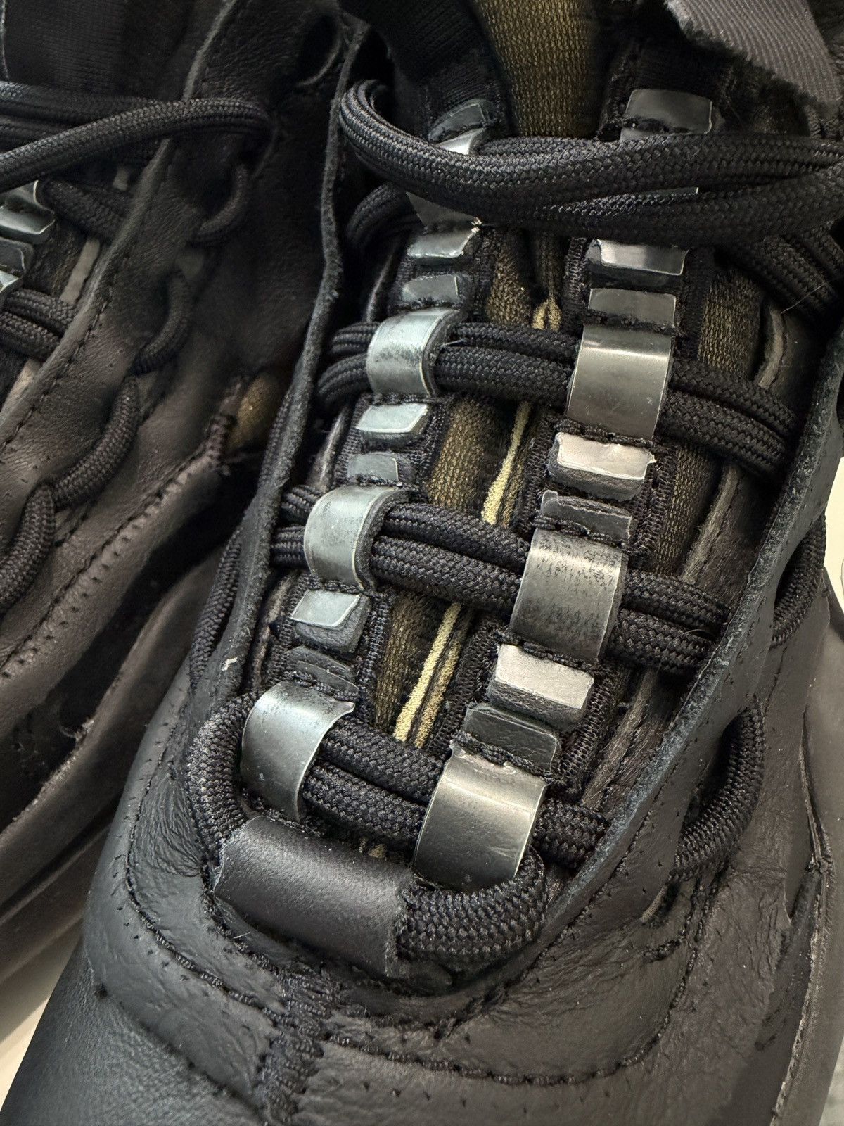 Maison Margiela × Reebok Maison Margiela x Reebok Project 0 TQ Memory OF Black Size US 7 / EU 40 - 8 Thumbnail