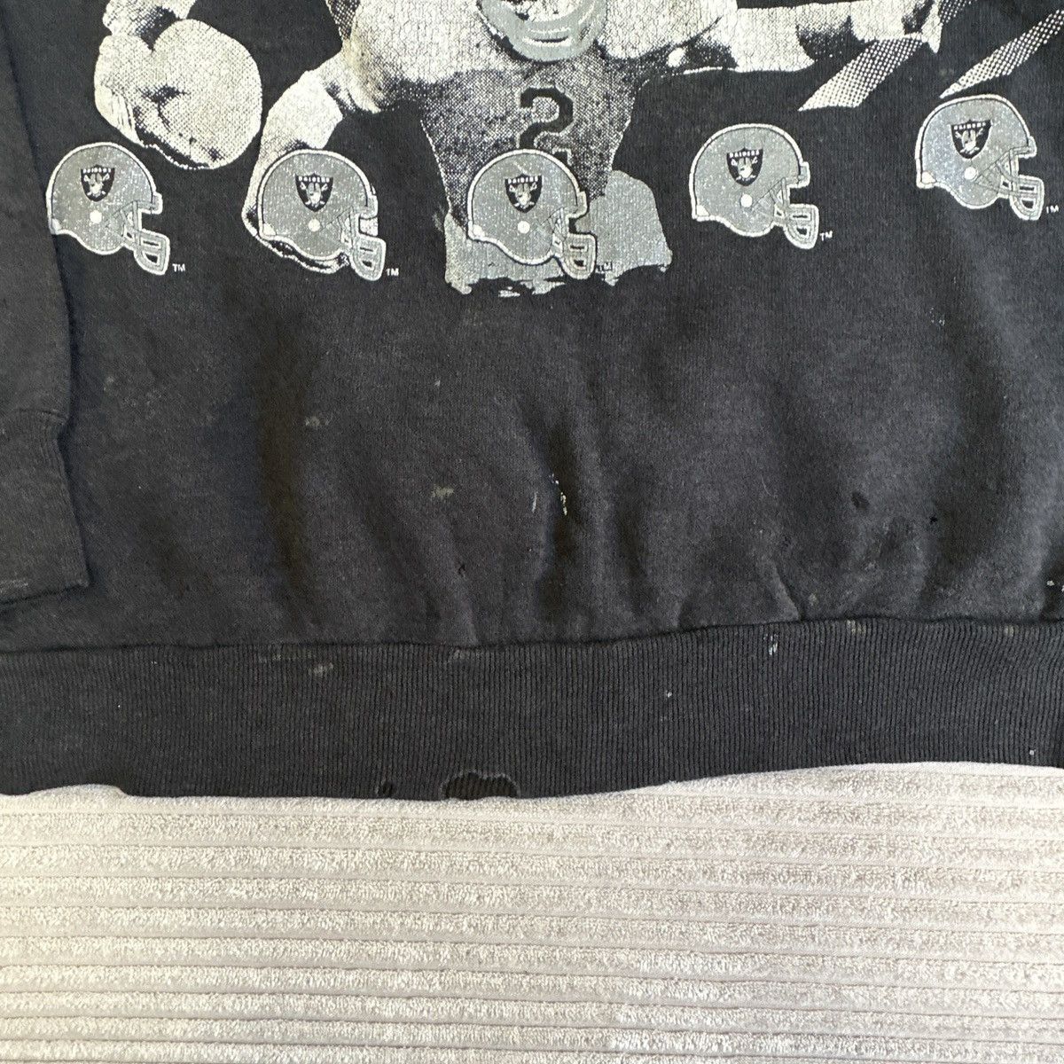 Vintage Vintage 90s Los Angeles Raiders Crewneck Sweatshirt Size US M / EU 48-50 / 2 - 5 Thumbnail