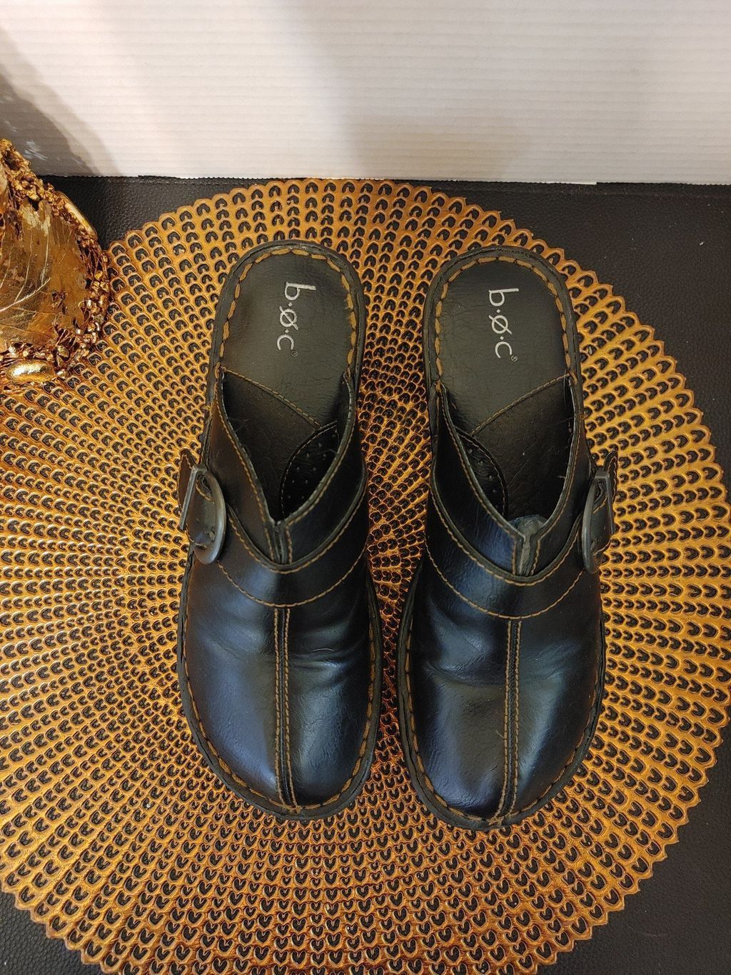 Born Born boc Leather Mules Size 7M Size US 7 / IT 37 - 2 Thumbnail