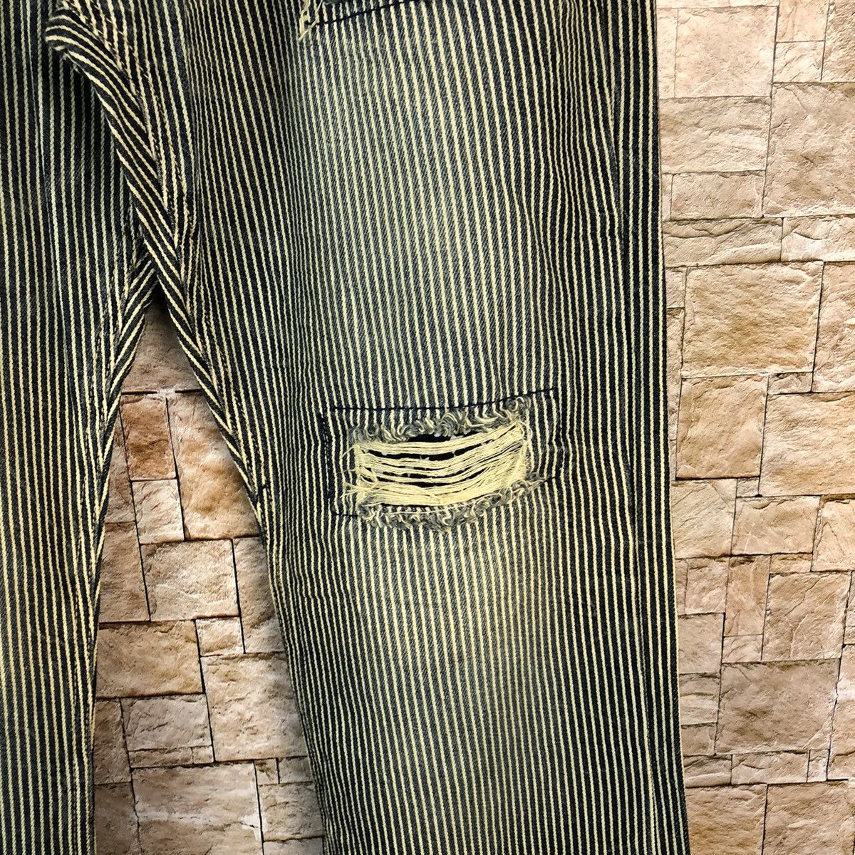 Japanese Brand Japan double waist Stripe Distressed cargo Pants #A1021 Size US 29 - 11 Thumbnail