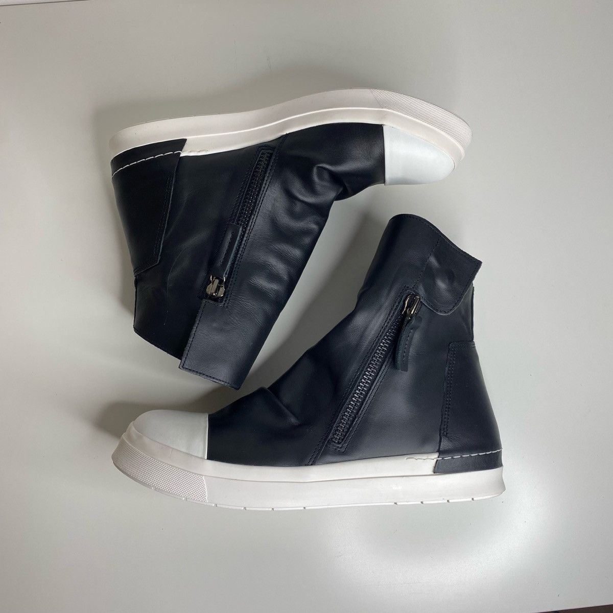 Cinzia Araia Cinzia Araia Zip Skin 103 SS21 Size US 12 / EU 45 - 6 Thumbnail