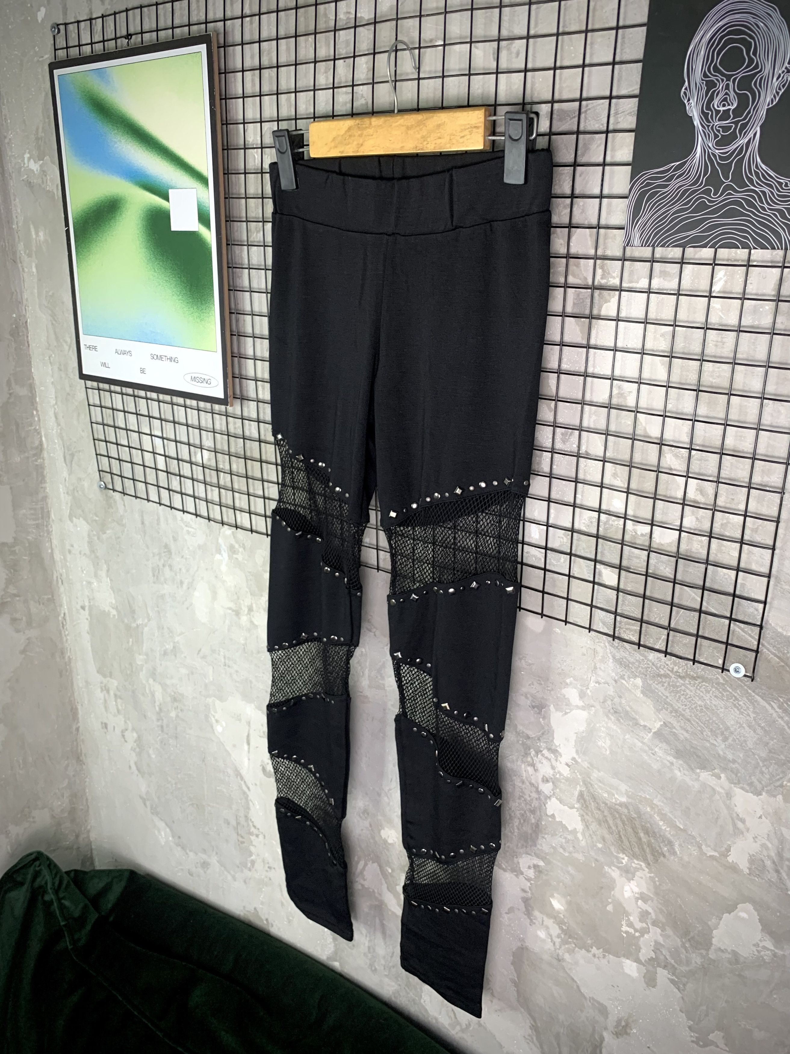 Japanese Brand Ghost Of Harlem Punk Studded Mesh Panel Harajuku Legging Size 26" / US 2 / IT 38 - 2 Thumbnail