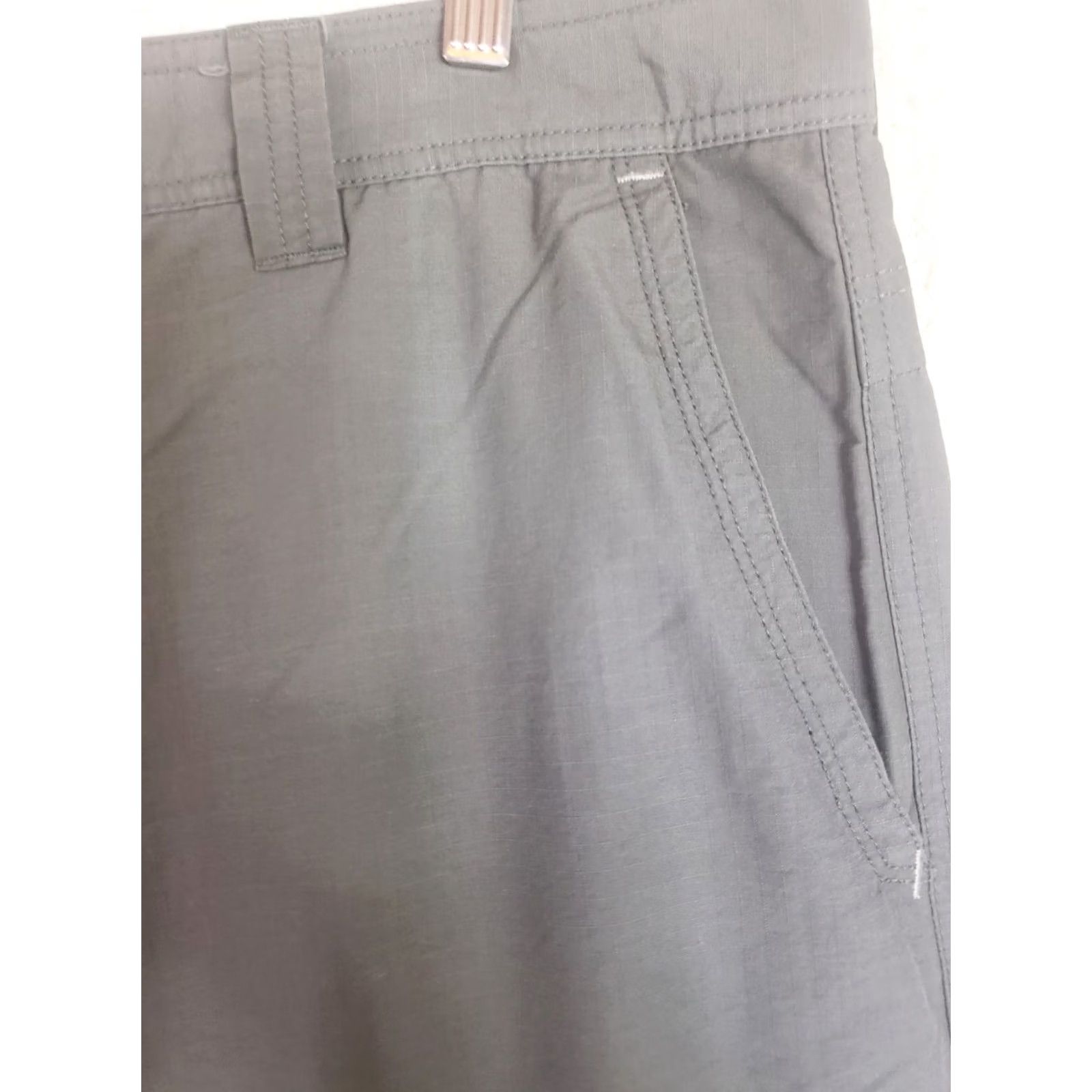 Vintage Columbia Sportswear Pants Men 40x30 Green Outdoor Hiking Relaxed Straight Flat Front Zip Pockets Water Resistant Size US 40 / EU 56 - 6 Thumbnail