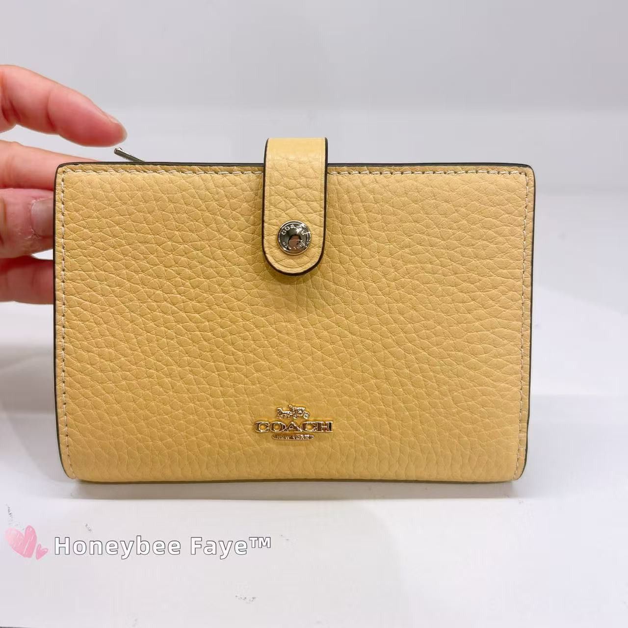 Coach 2 In 1 Wallet CCL70 Soft Yellow Size ONE SIZE - 1 Thumbnail