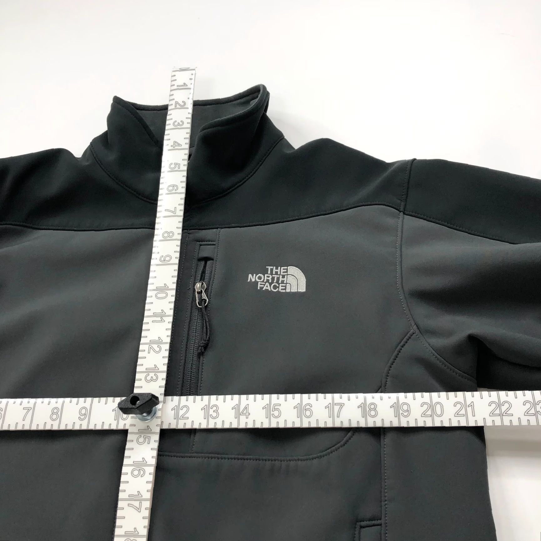 The North Face The North Face Medium Gray Mens TNF Apex Softshell Mock Neck Jacket Mens Regular Small? Size US M / EU 48-50 / 2 - 7 Thumbnail