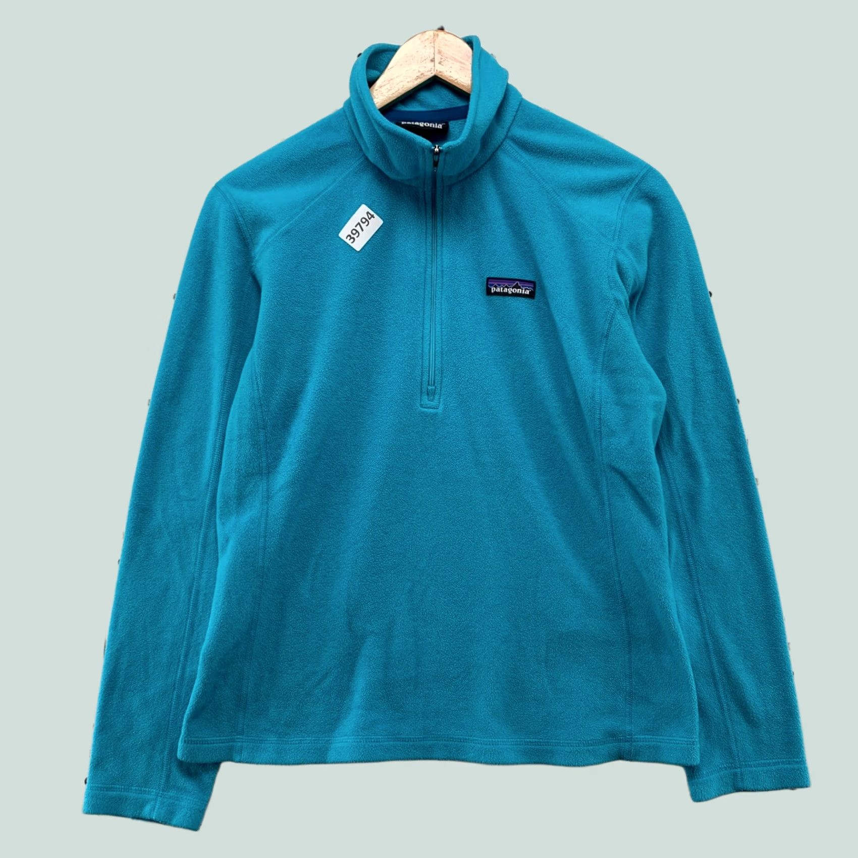 Patagonia Patagonia Fleece 1/2 Zip Pullover Womens Small Sky Blue Pullover 1/2 Zip Small Sky Blue Patagonia Sweater Women Size S / US 4 / IT 40 - 1 Thumbnail