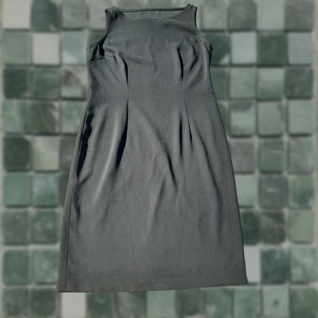 Vintage Doncaster Women’s Size 6 P Black Sleeveless Dress Pencil Dress Stretch Zip Knee Length Petite Womens Size M / US 6-8 / IT 42-44 - 1 Thumbnail