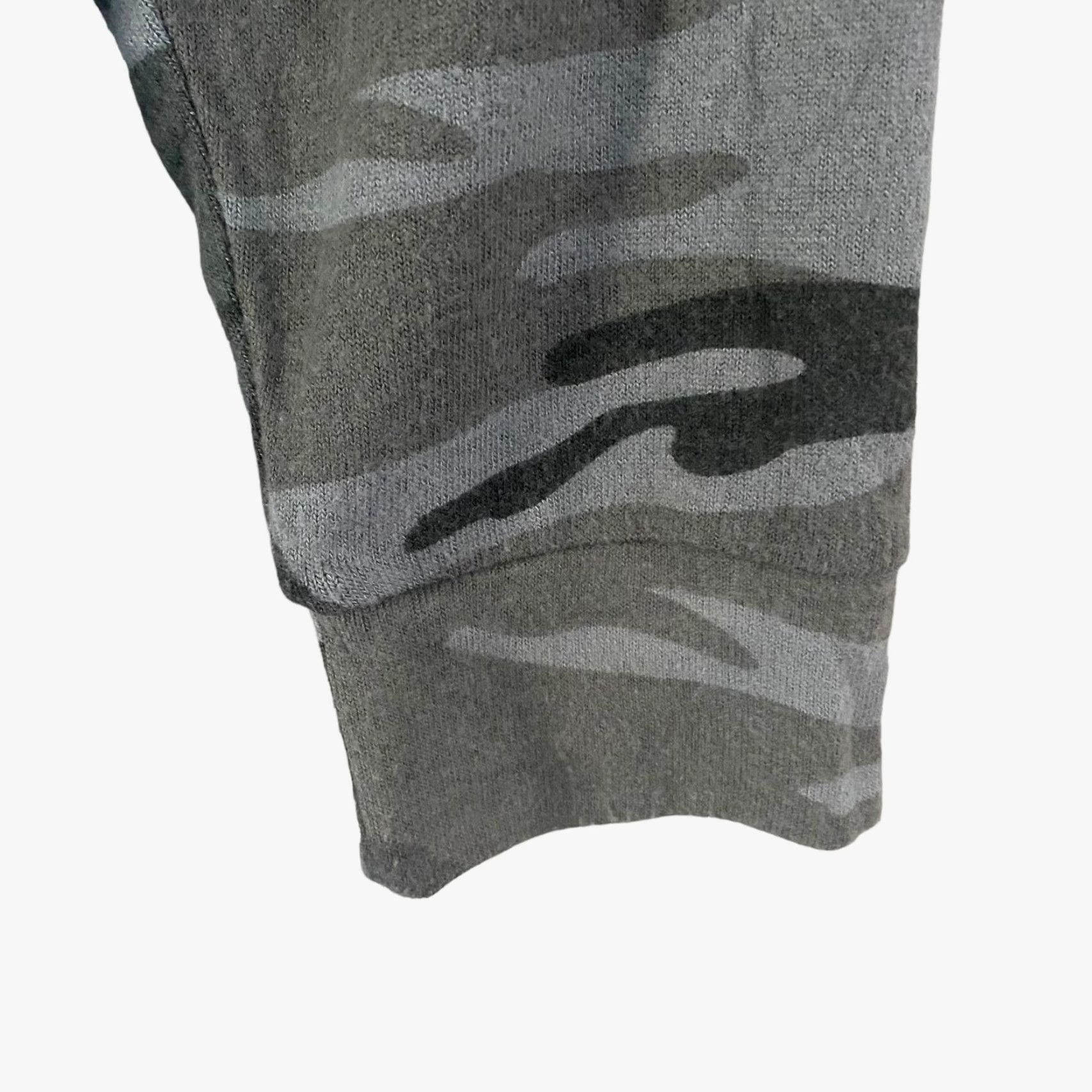 Buffalo David Bitton Buffalo David Bitton Camo Sweatshirt Gray Women's Plus Size 2X Pullover Scoop-Neck Casual All Seasons Lightweight Size XXL / US 16-18 / IT 52-54 - 7 Thumbnail