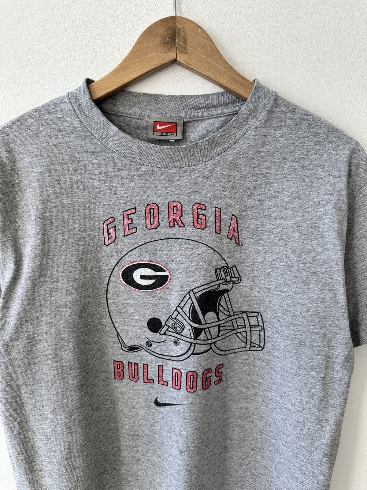 Nike × Vintage Vintage Nike Team Georgia Bulldogs T Shirt Size US S / EU 44-46 / 1 - 4 Thumbnail