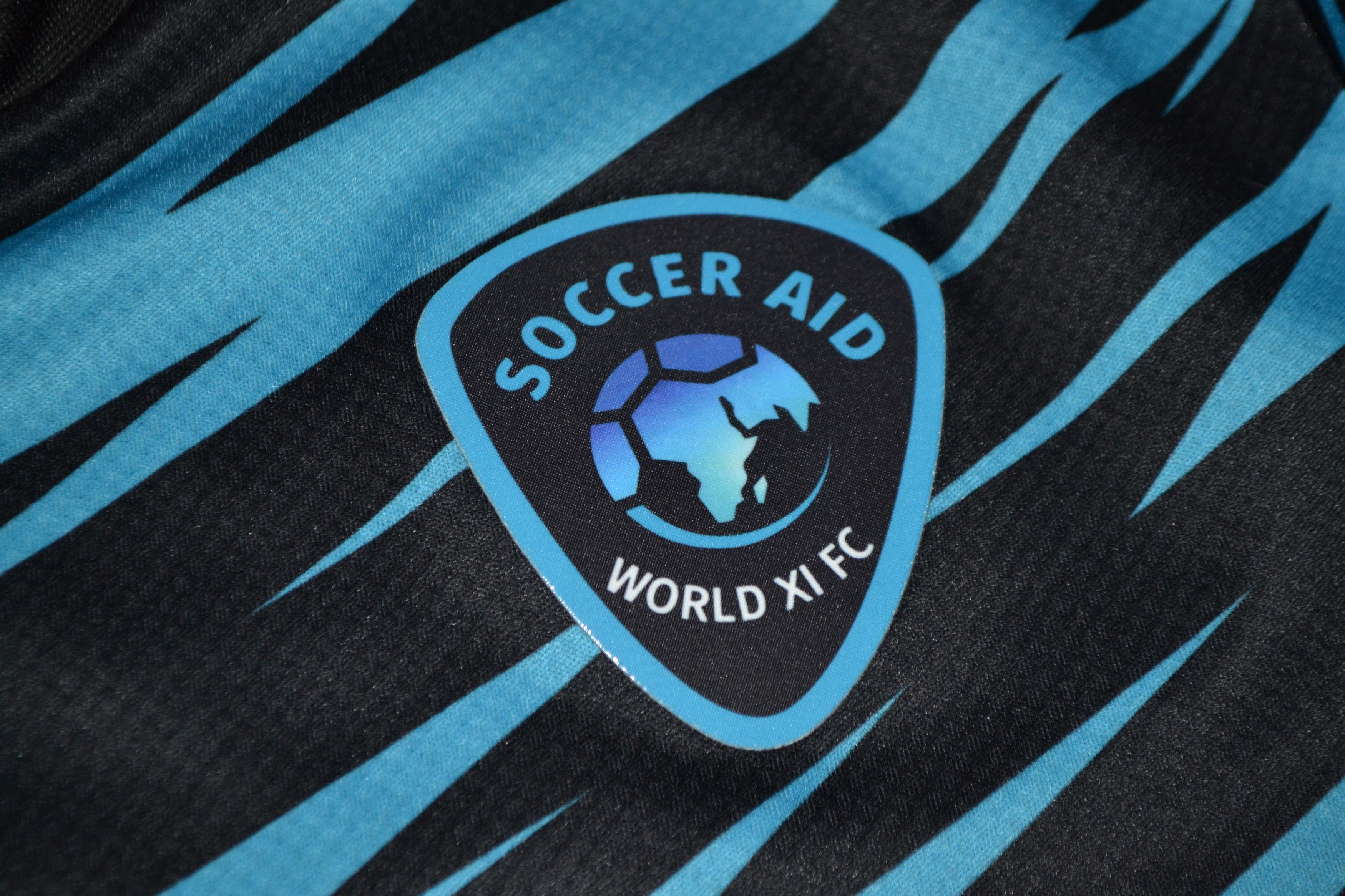 Puma Soccer Aid World Special 2022 Jersey Football Shirt Size US L / EU 52-54 / 3 - 4 Thumbnail