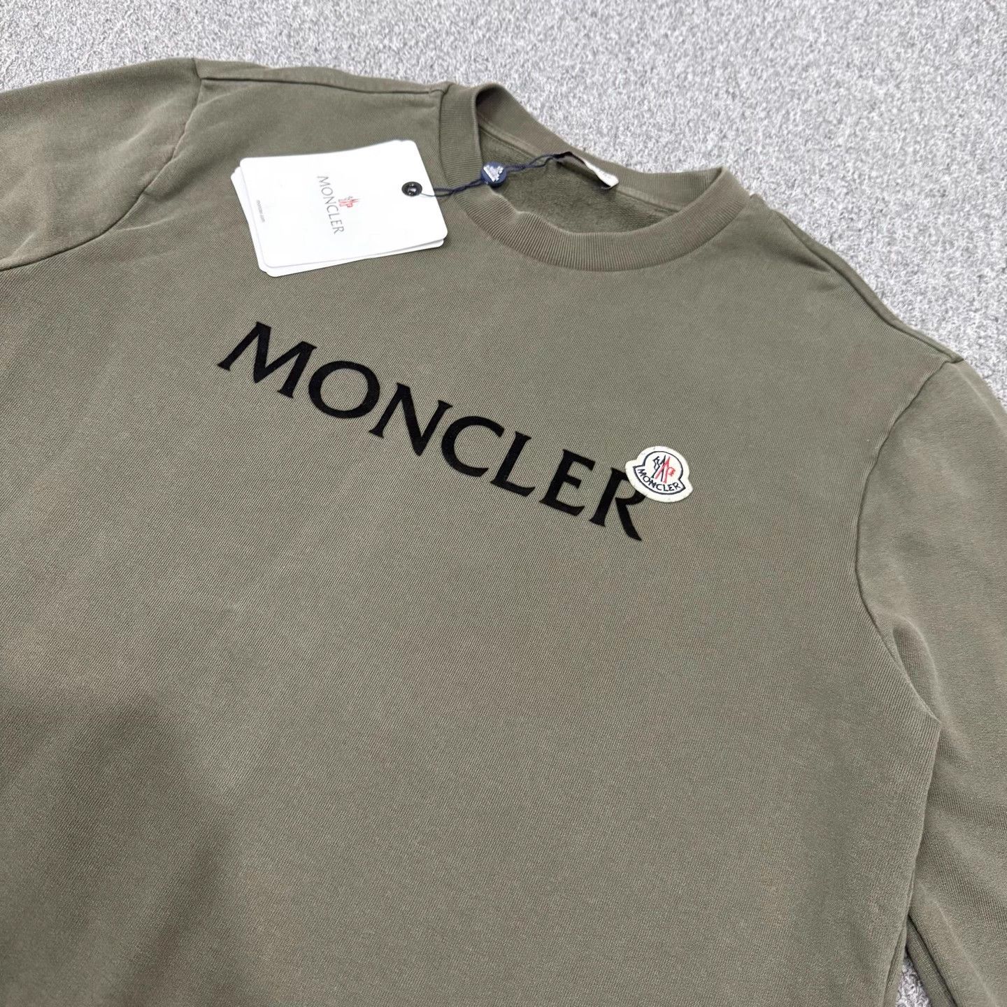 Moncler Moncler Gray Green Flocked Logo Crewneck Sweatshirt XL Size US XL / EU 56 / 4 - 3 Thumbnail