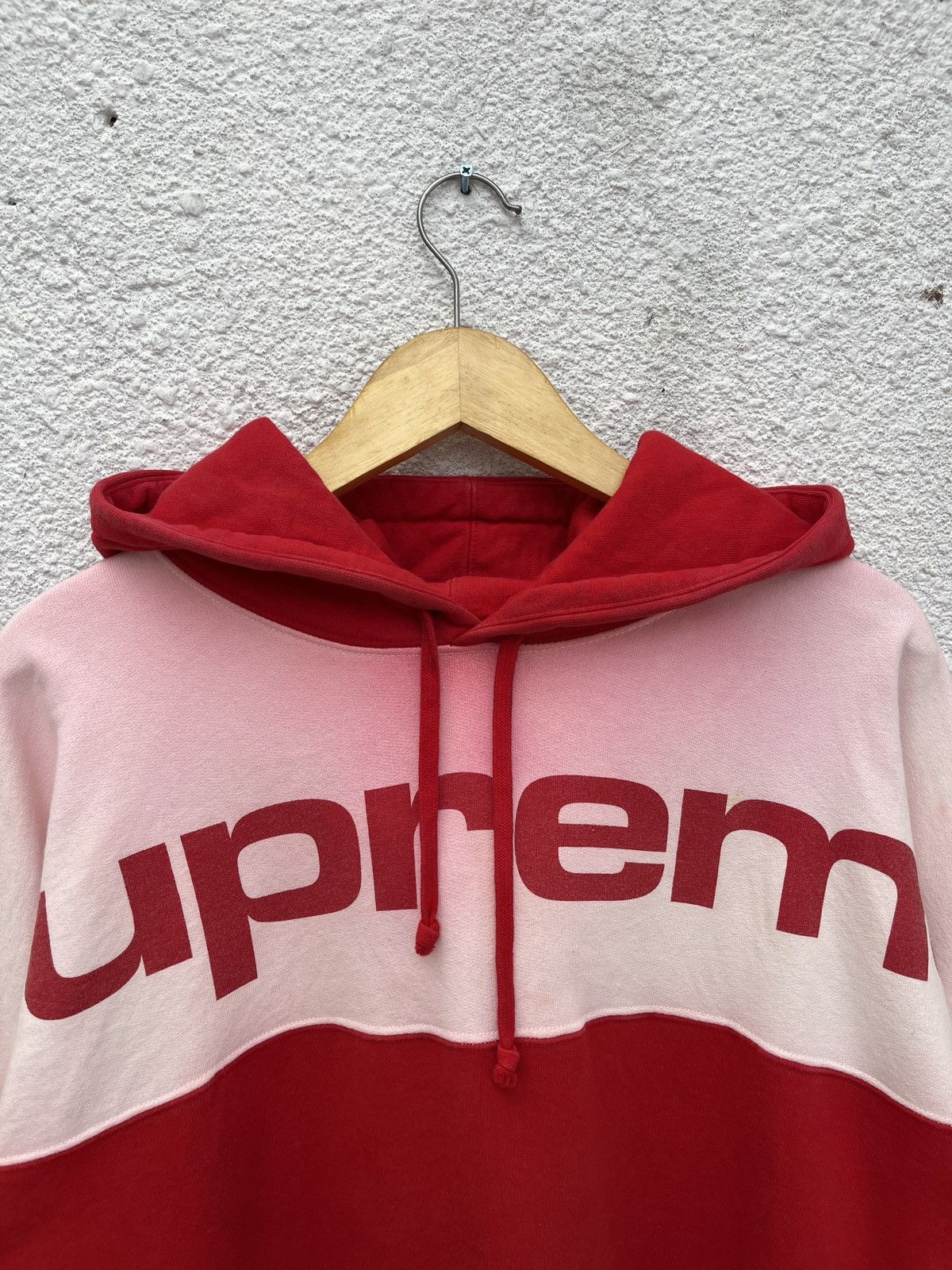Supreme FW17 Supreme Blocked Two Tone Hoodie Size US L / EU 52-54 / 3 - 3 Thumbnail
