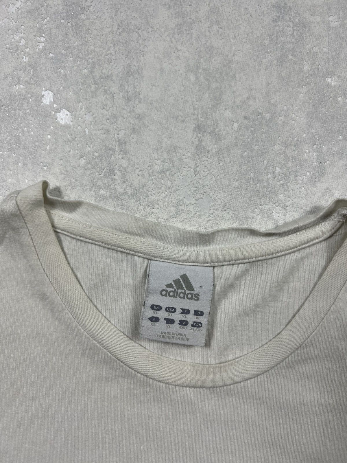 Adidas 00’s ADIDAS RETRO IMPOSSIBLE IS NOTHING BIG LOGO TEE Size US XL / EU 56 / 4 - 5 Thumbnail
