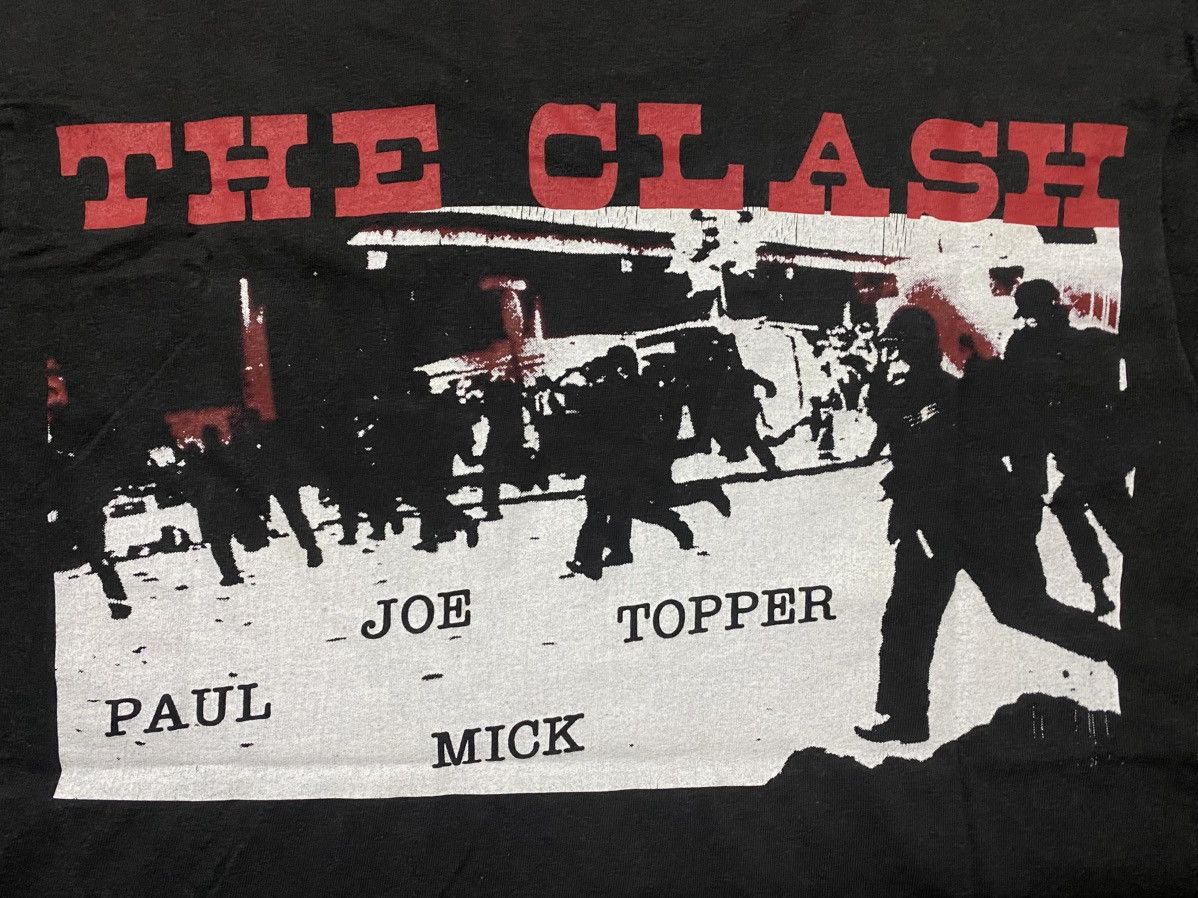 Band Tees × Vintage Vintage The Clash Line Up Tees Size US XS / EU 42 / 0 - 8 Thumbnail