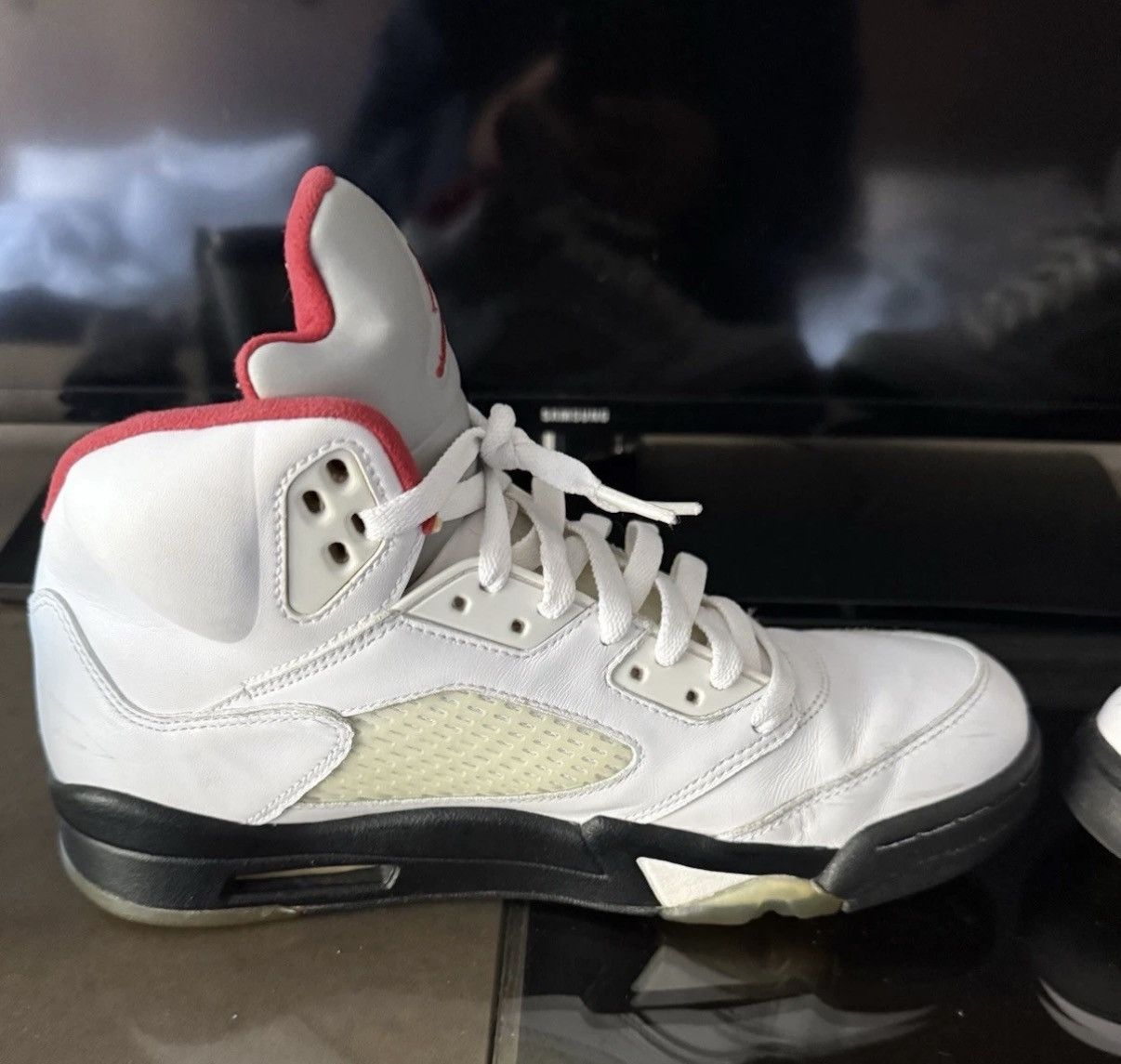 Jordan Brand Jordan 5 Fire Red Size US 9 / EU 42 - 4 Thumbnail