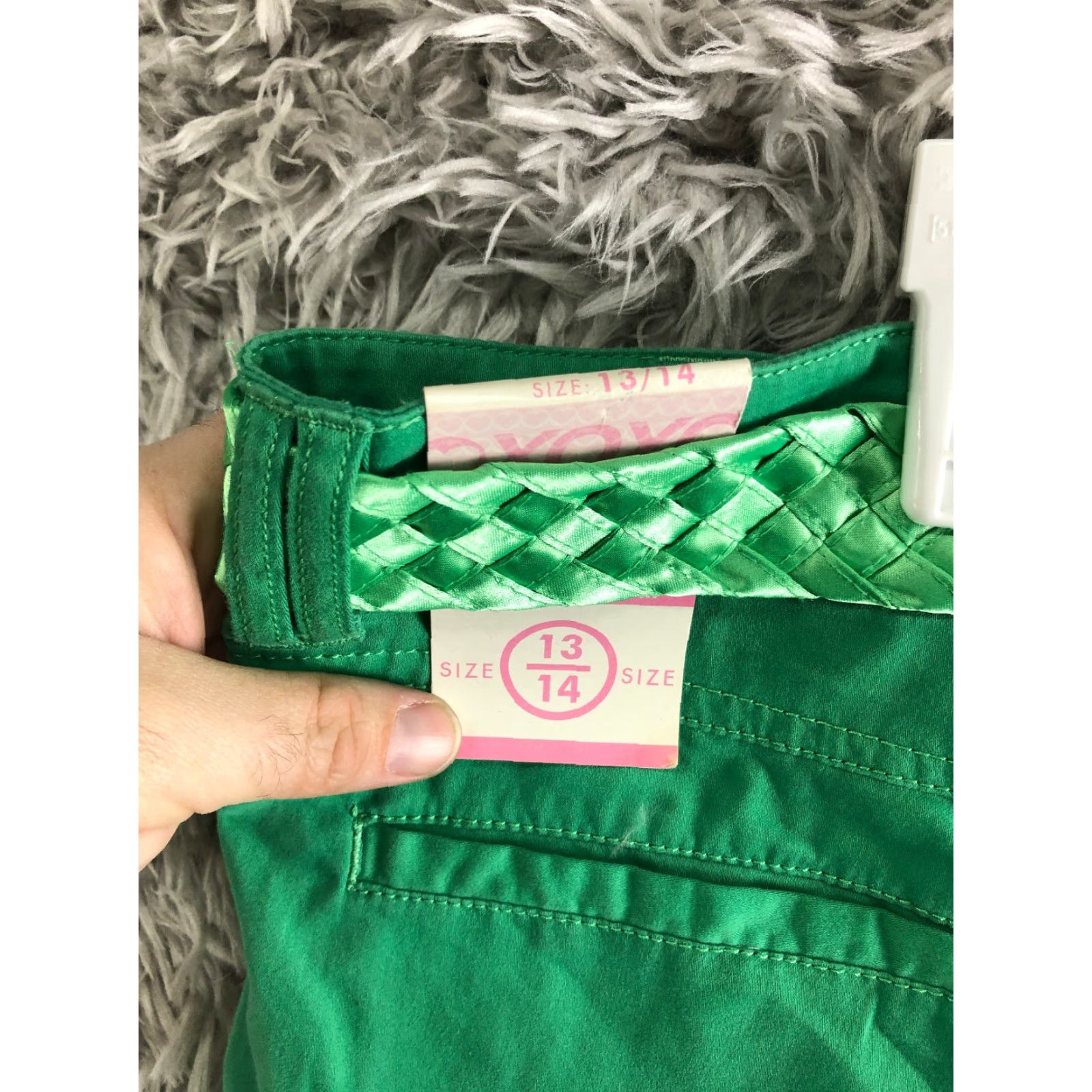 XOXO XOXO Bermuda Green Shorts With Belt Women Juniors Size 13/14 Mid Rise Casual Beach Walking 5-Pocket Design Regular Inseam 8 in Size 34" / US 12 / IT 48 - 7 Thumbnail