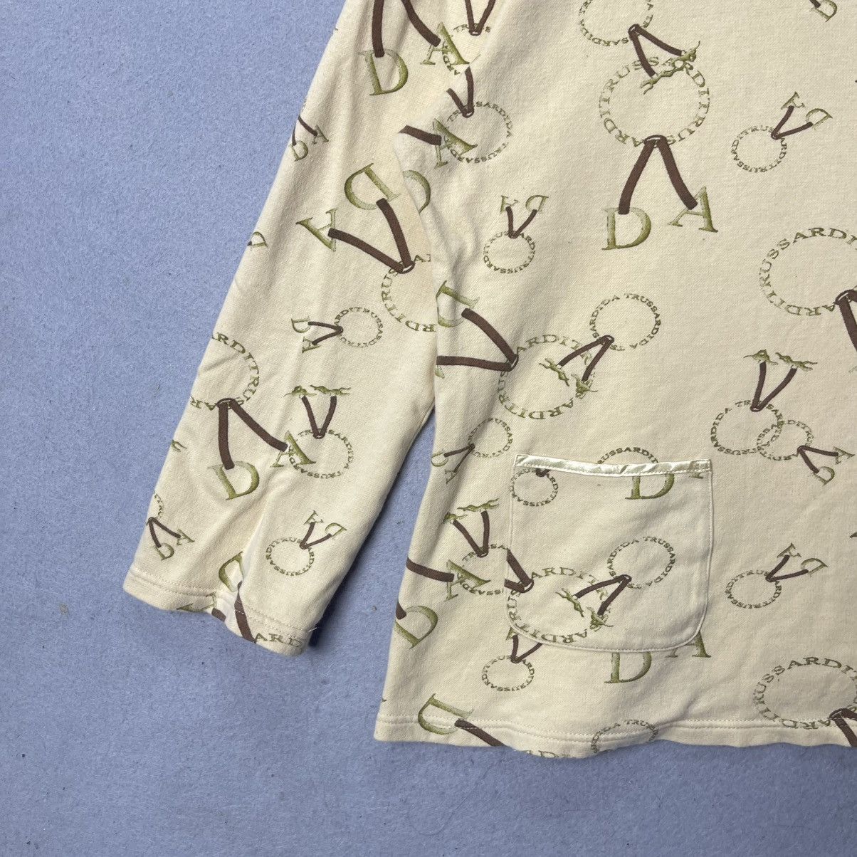 Trussardi Vintage Trussardi Monogram Pattern Sweatshirt Cream Beige Size L / US 10 / IT 46 - 5 Thumbnail