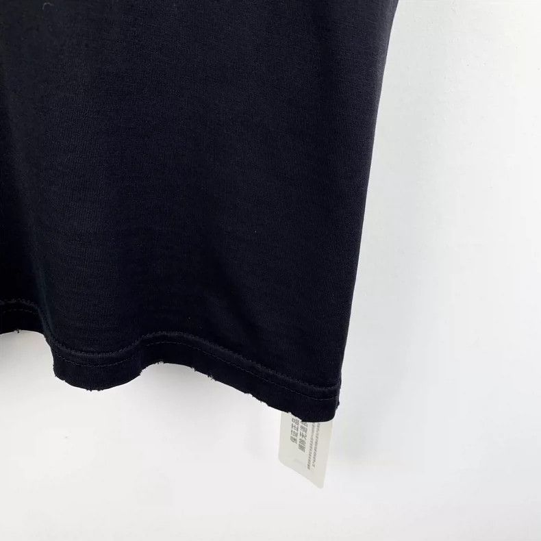 Givenchy Givenchy Black Logo Letter Cotton Round-Neck Short-Sleeve Size US L / EU 52-54 / 3 - 5 Thumbnail