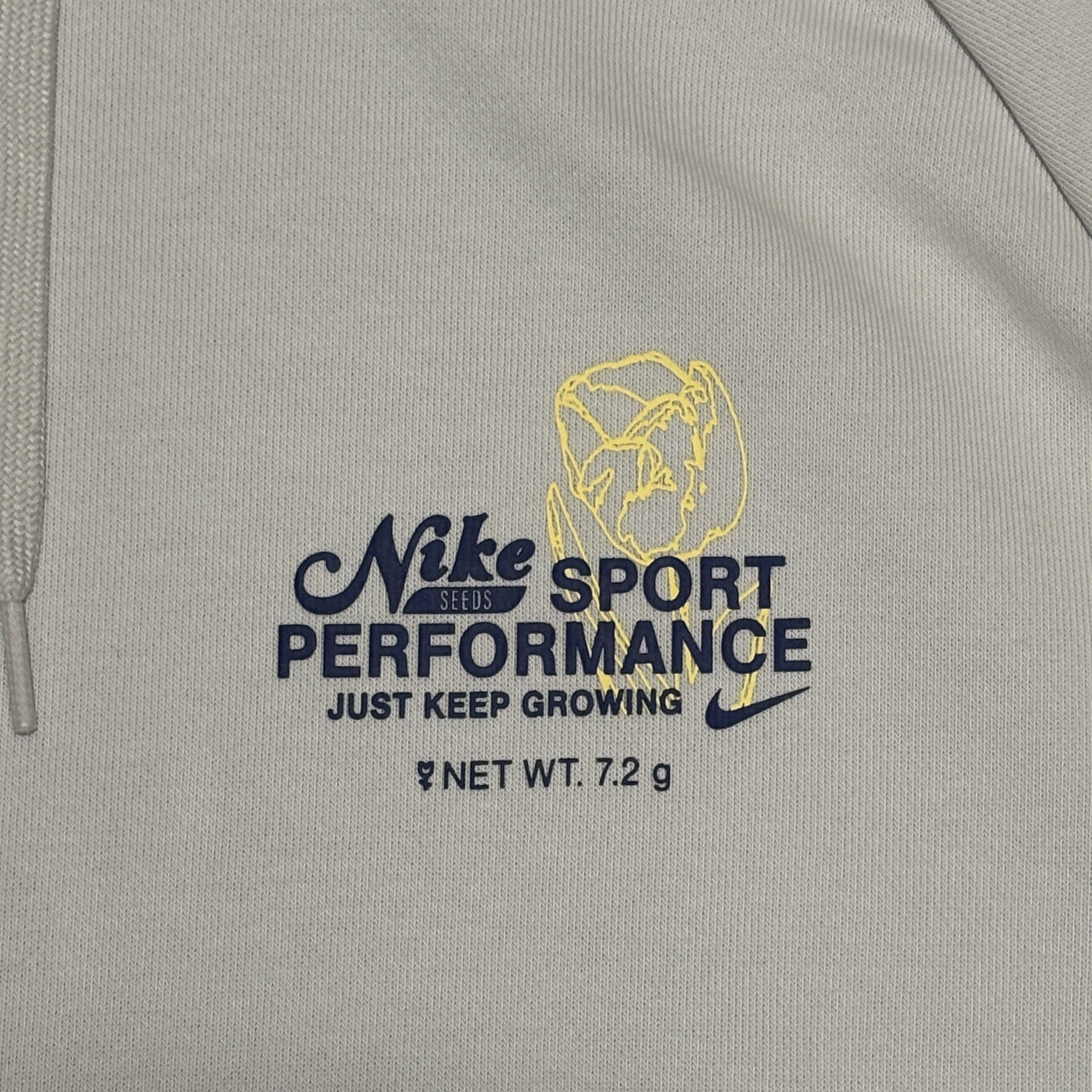 Nike Nike Dri-Fit GFX Hoodie Photon Dust (FN3285-025), Size XL Size US XL / EU 56 / 4 - 2 Thumbnail