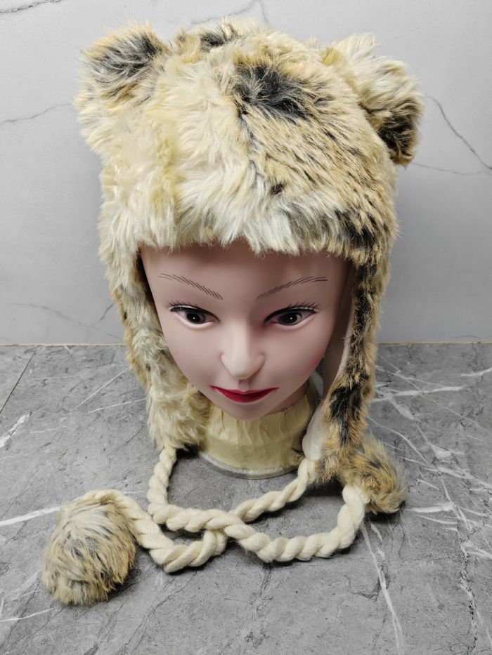 Japanese Brand Vintage Unknown Japanese Fur Beanie Snowcap Hat Size ONE SIZE - 2 Thumbnail