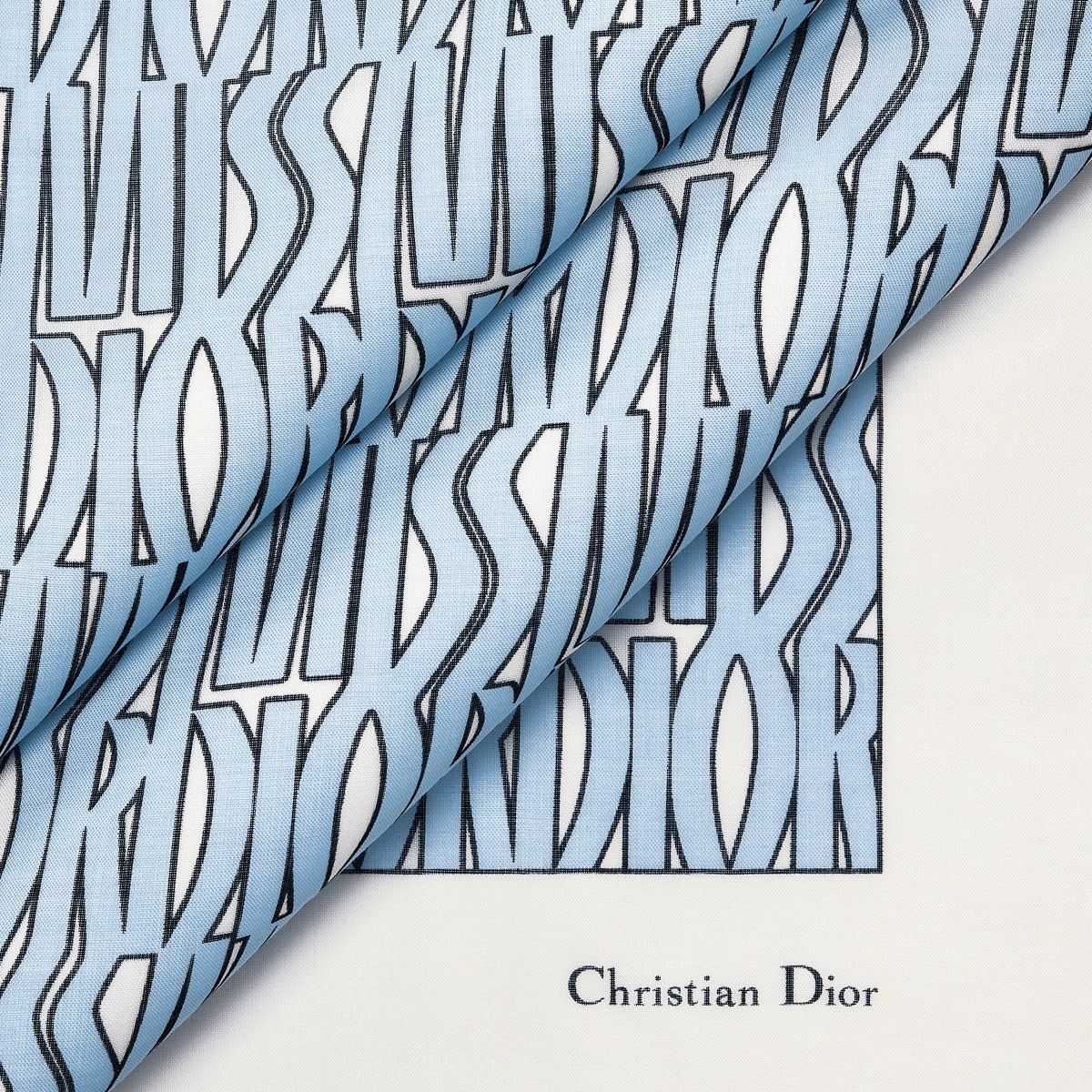 Dior o1bcso1str0226 Size:OS/Allover Shawl in White/Pale Blue Size ONE SIZE - 3 Thumbnail