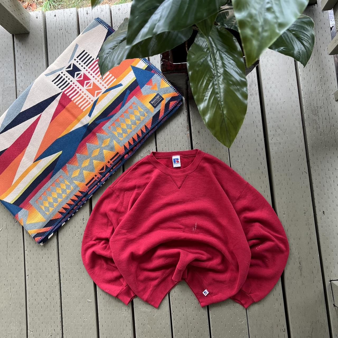 Russell Athletic Vintage 90s Russell Athletic Crewneck Sweatshirt Boxy Red Size US L / EU 52-54 / 3 - 1 Thumbnail
