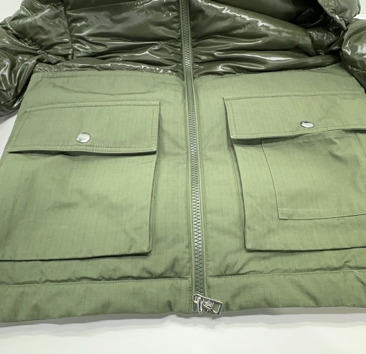 Moncler Moncler 2018 Montriond down puffer jacket Size US S / EU 44-46 / 1 - 9 Thumbnail