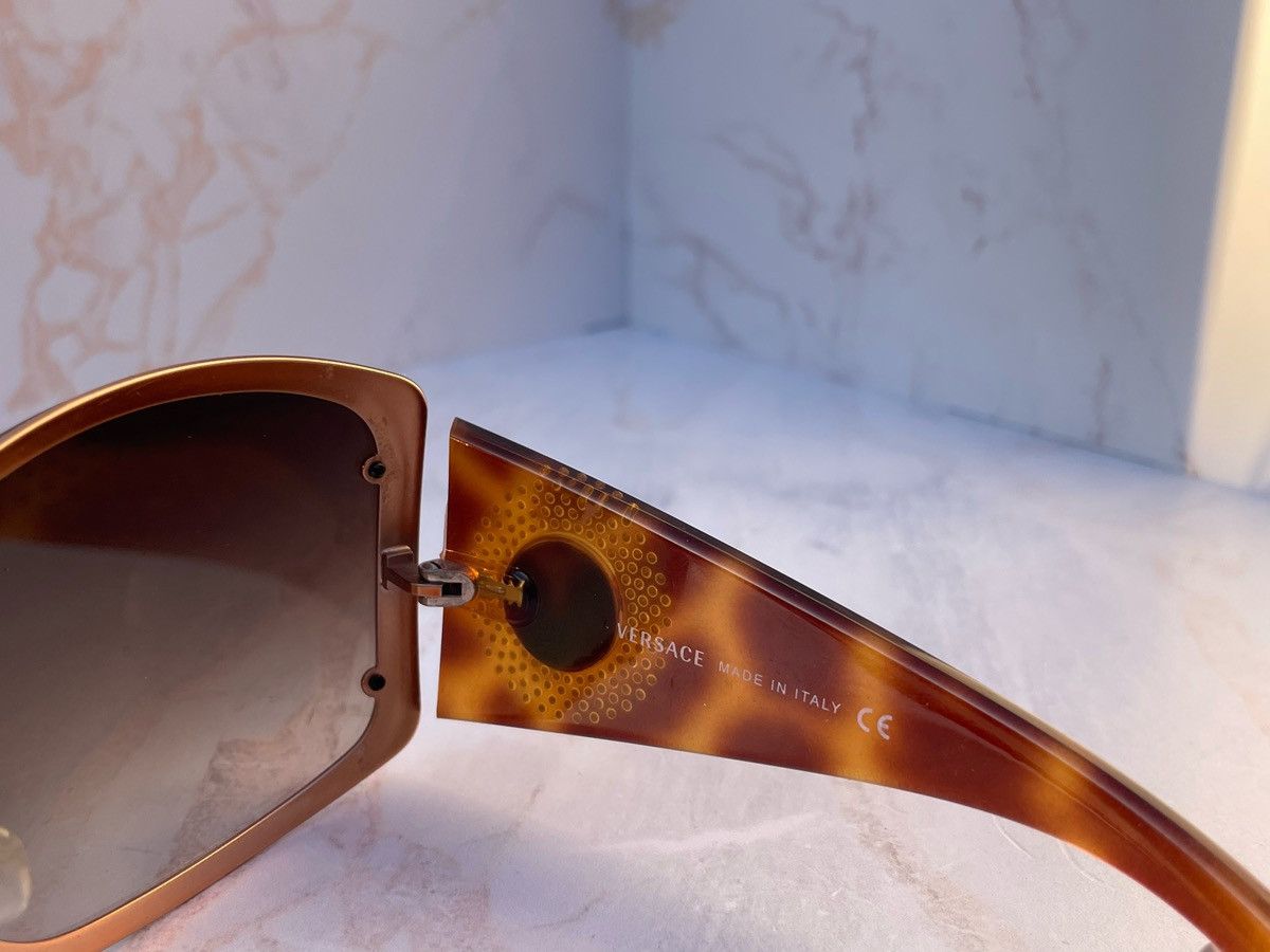 Versace Versace vintage sunglasses mod.2082B Size ONE SIZE - 5 Thumbnail