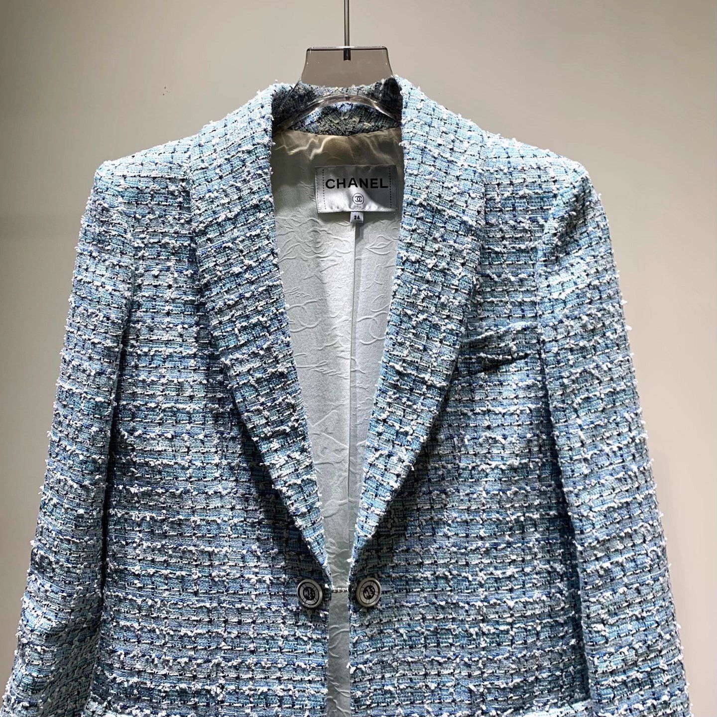 Chanel Women's CHANEL 19C Cruise Blue Coco Blazer Jennie Size XS / US 0-2 / IT 36-38 - 3 Thumbnail