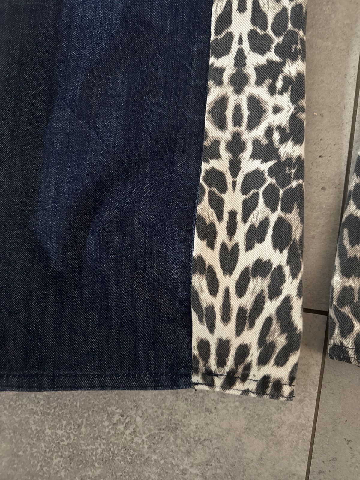 Japanese Brand Vintage jeans with custom leopard print panel Size US 31 - 4 Thumbnail