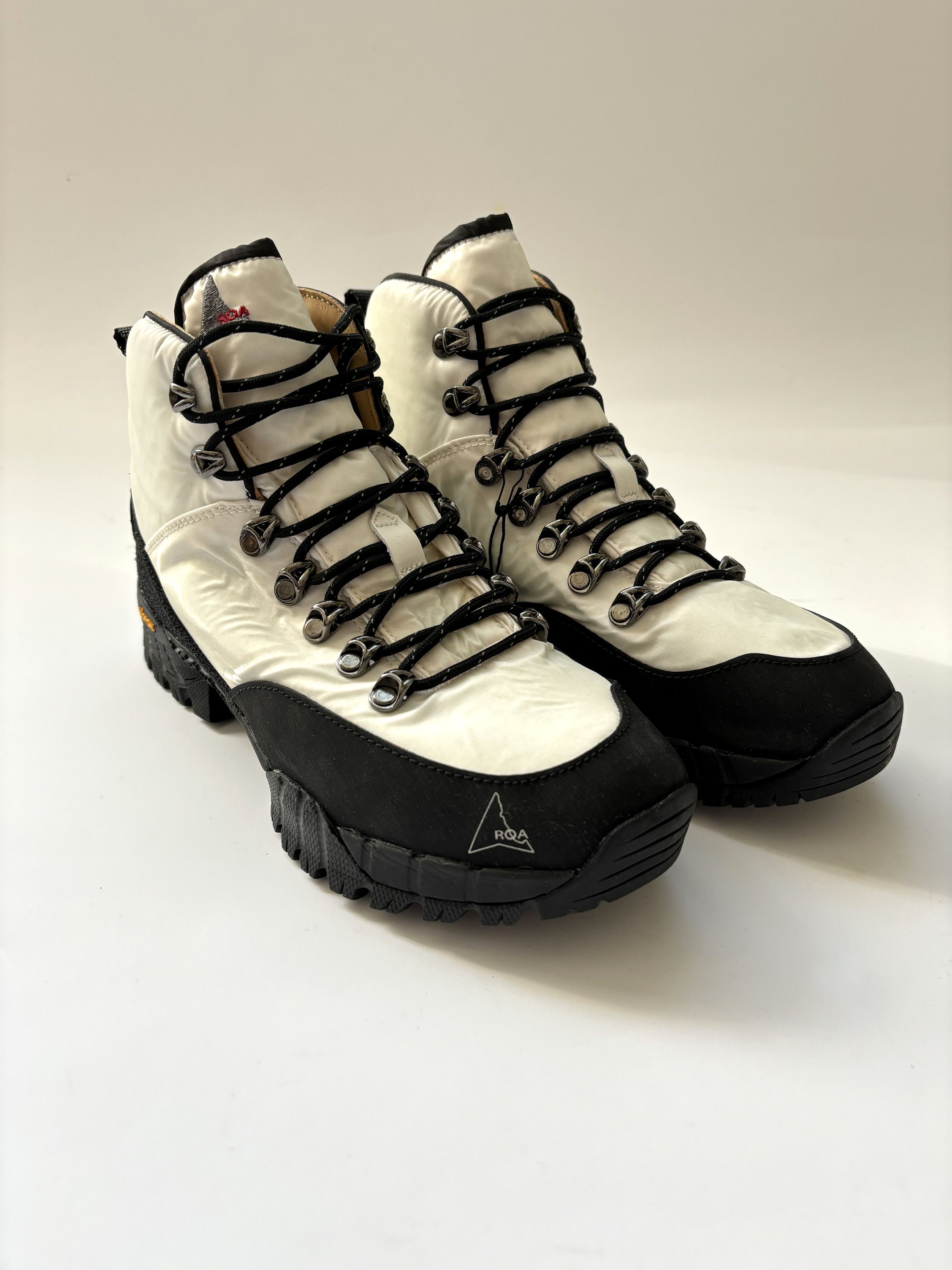 ROA ⚡️QUICK SALE⚡️ROA Andreas Cream/Black Hiking Boots Size US 7 / EU 40 - 2 Thumbnail