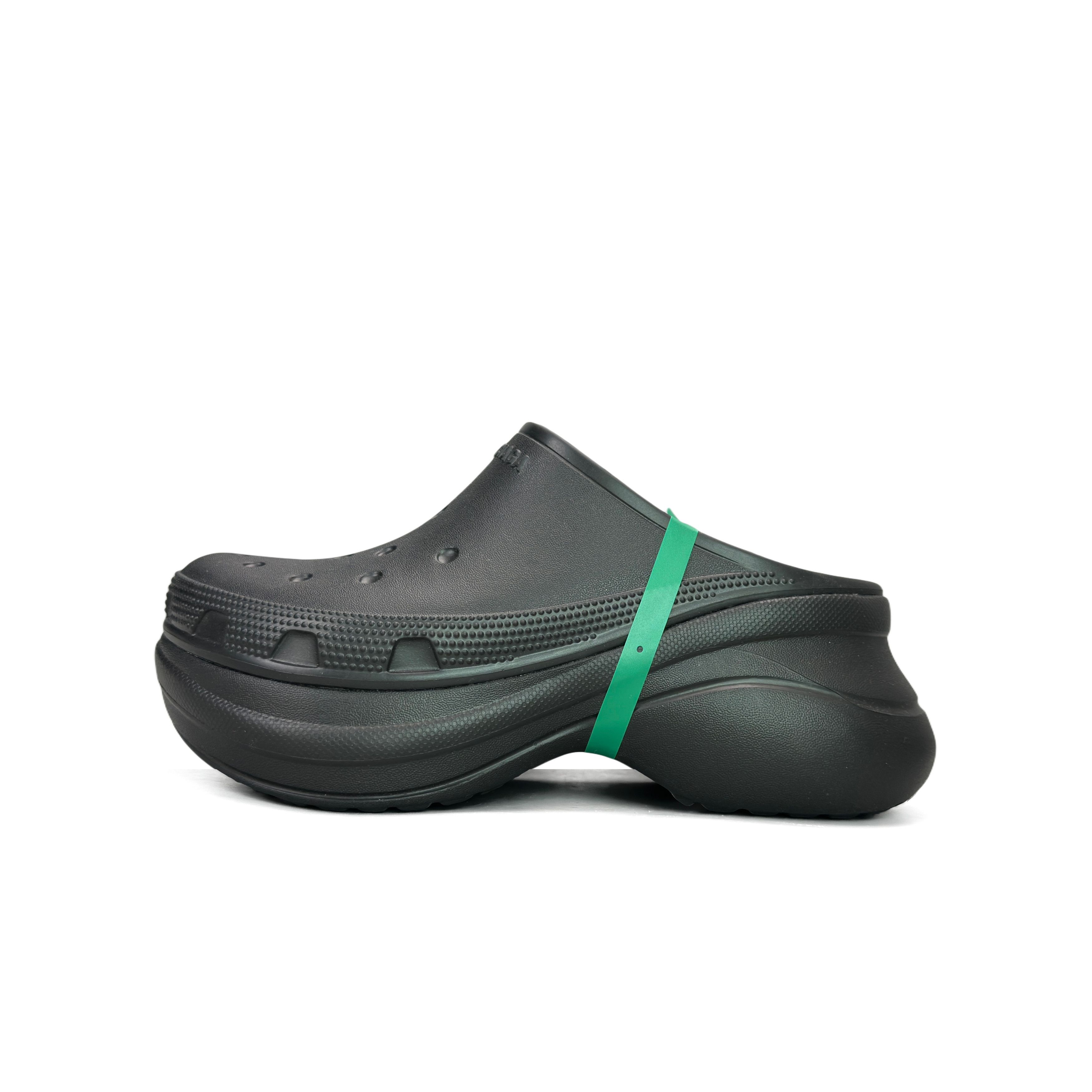 Balenciaga Balenciaga x Crocs Clogs Size 36 Size US 6 / IT 36 - 1 Thumbnail
