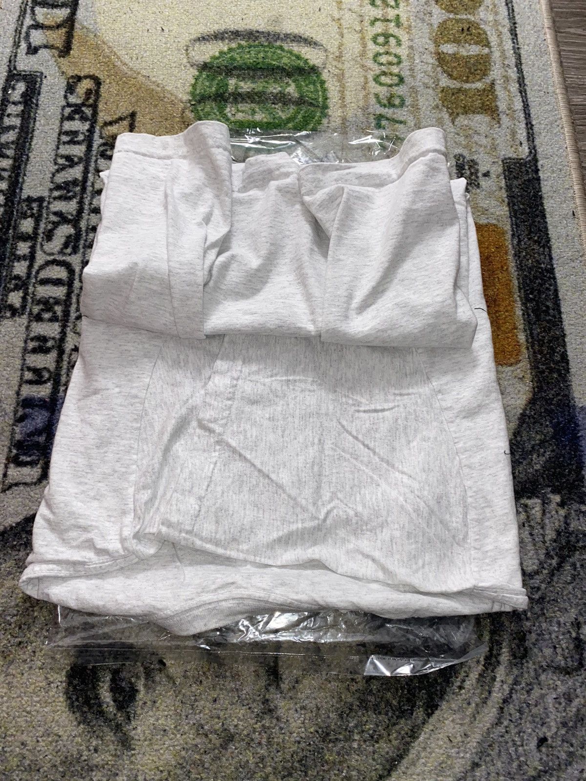 Supreme Supreme Eyes Tee Ash Grey Size US L / EU 52-54 / 3 - 4 Thumbnail