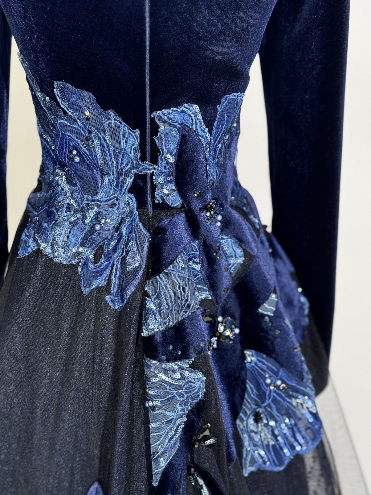 Other Brand New US 6 Jean Fares Couture Floral Embellished Dress Size M / US 6-8 / IT 42-44 - 6 Thumbnail