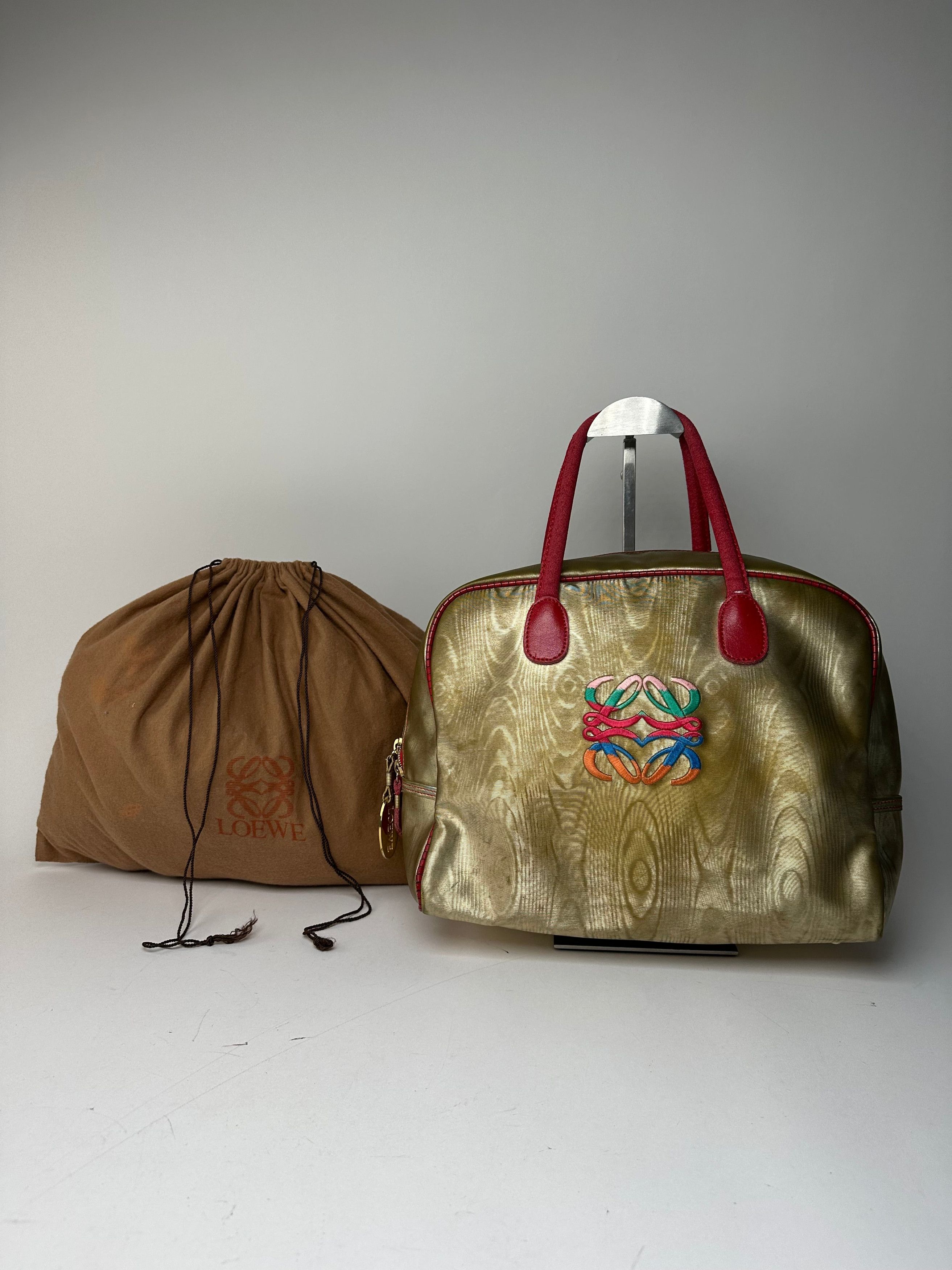 Loewe Vintage Madrid Pearl Emblossed Leather Handbag Gold Multicol Size ONE SIZE - 1 Thumbnail